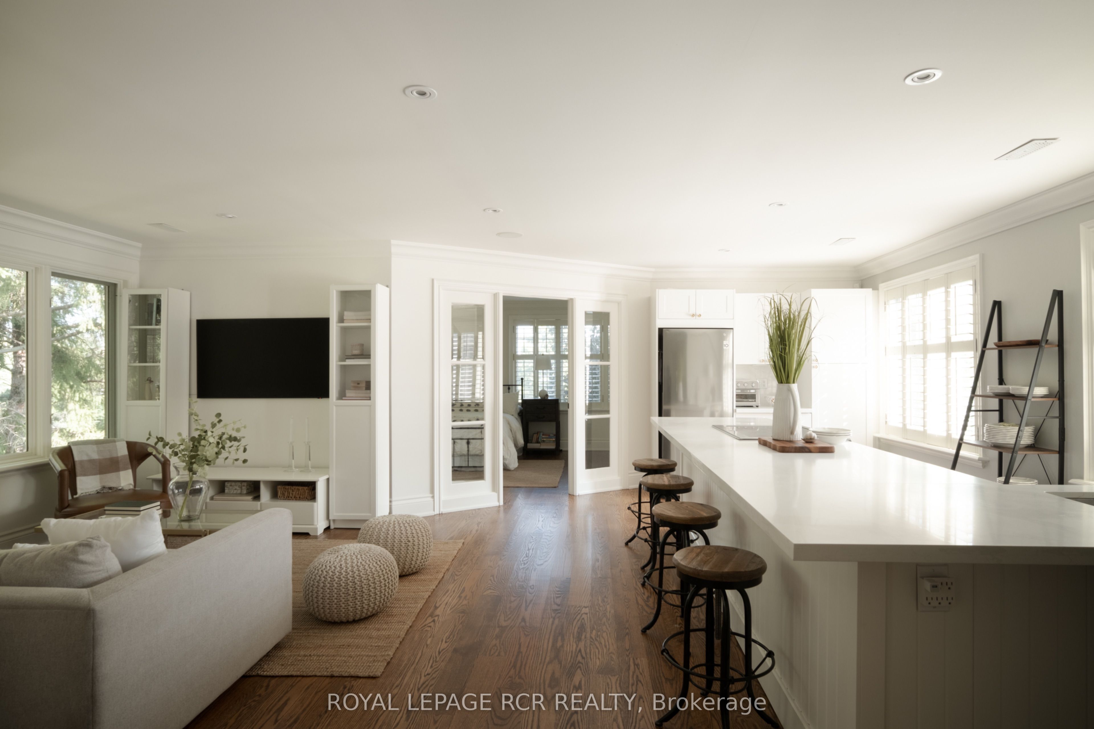 84 Kennedy Road Property Photo 36