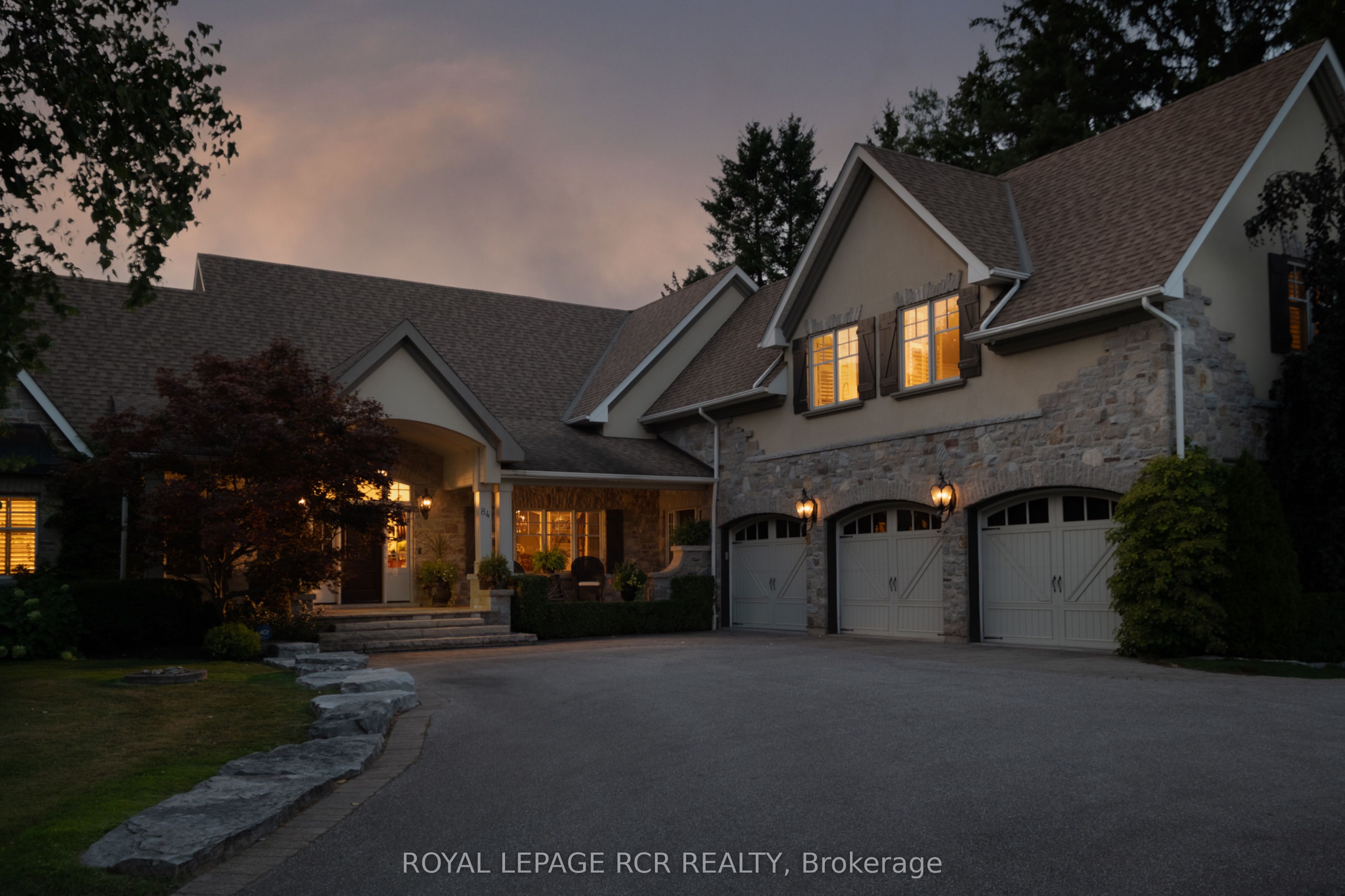 84 Kennedy Road Property Photo 49