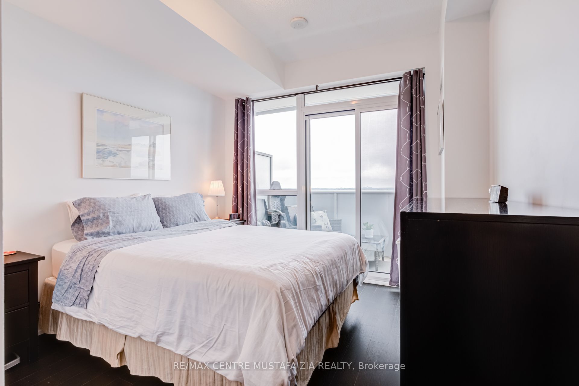 65 Speers Road 1201 Property Photo 20