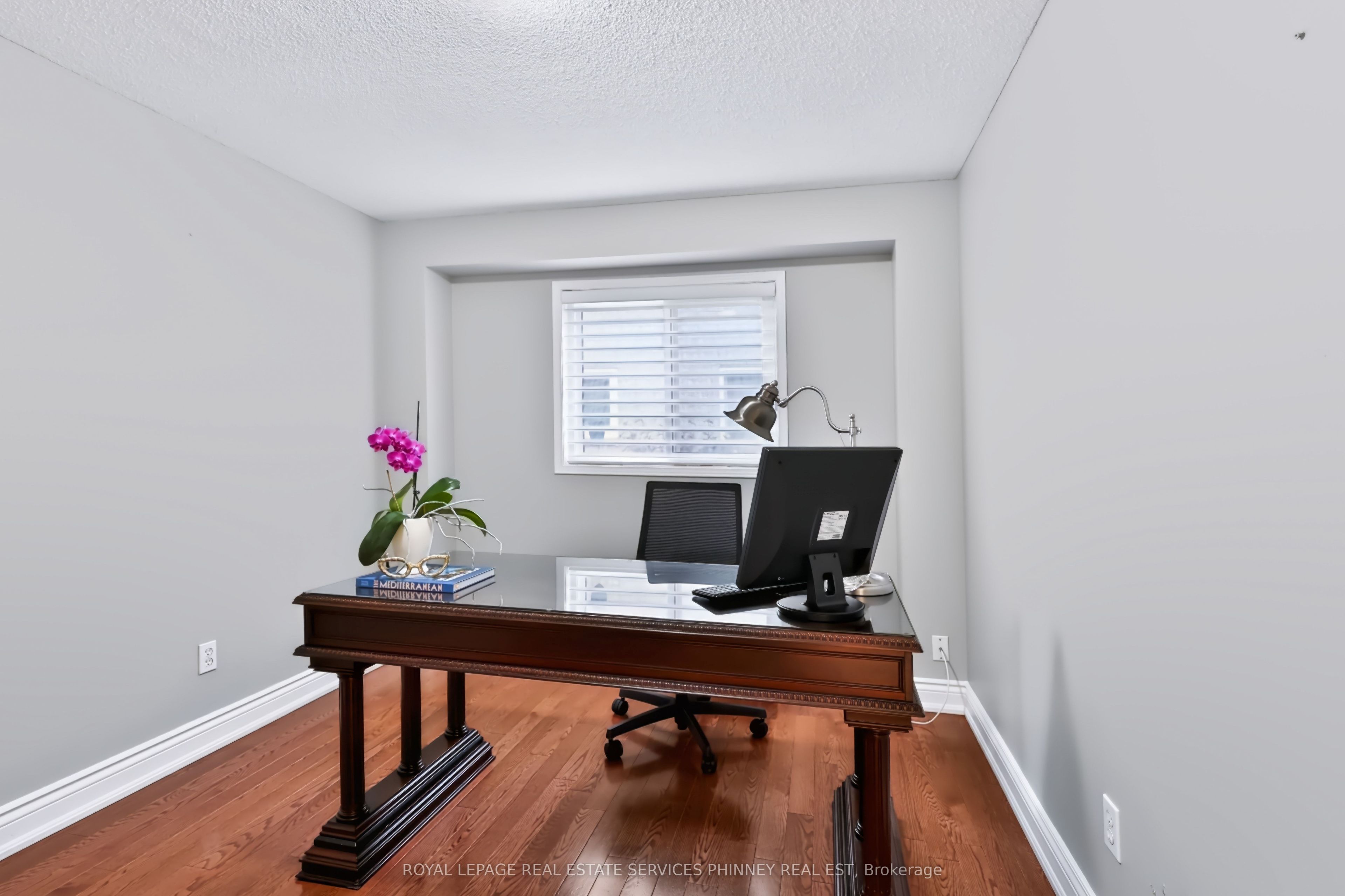 5563 Whitehorn Avenue Property Photo 18