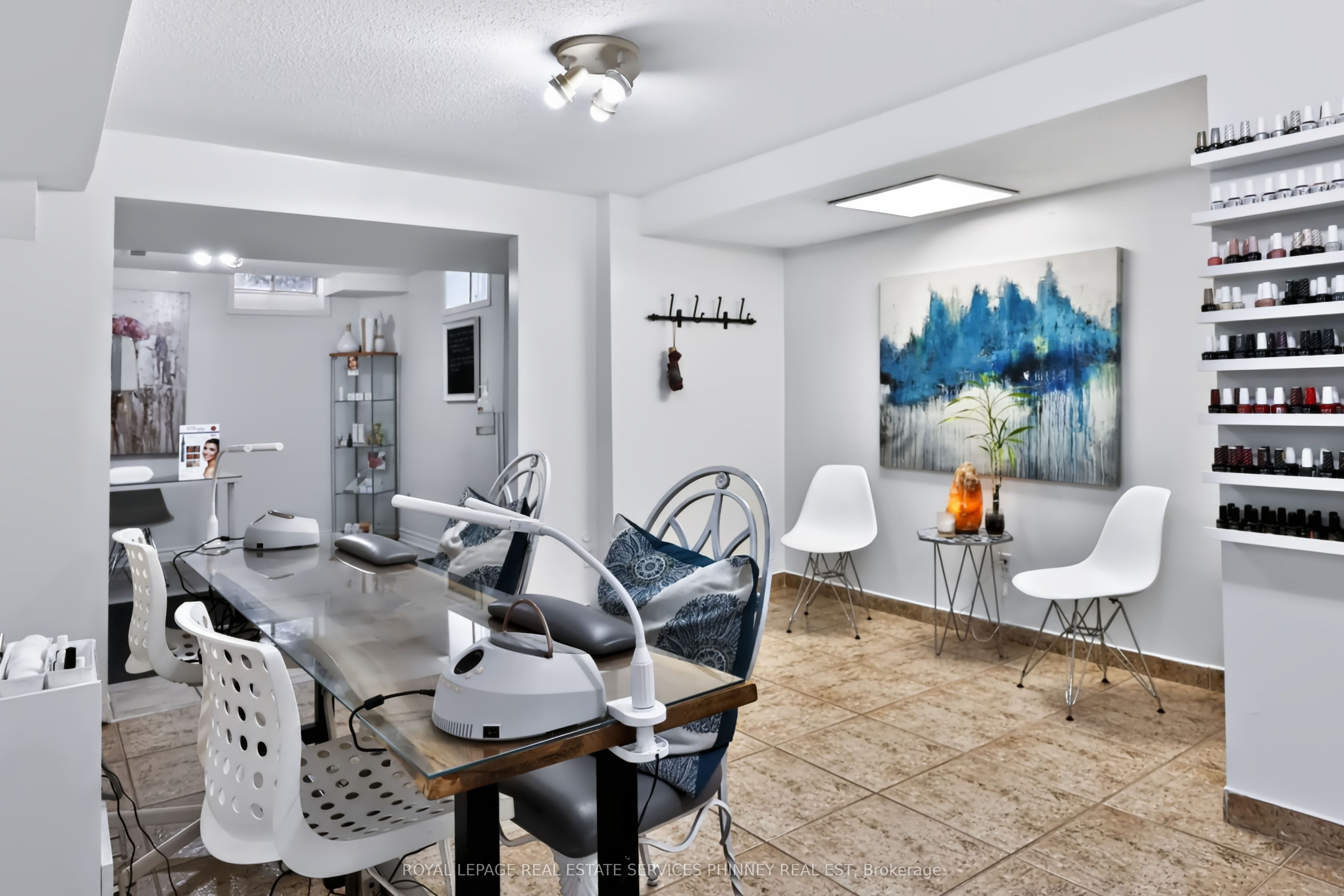 5563 Whitehorn Avenue Property Photo 32