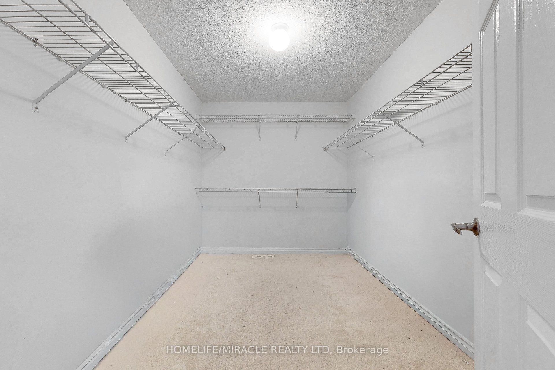 99 Leiterman Drive Property Photo 27