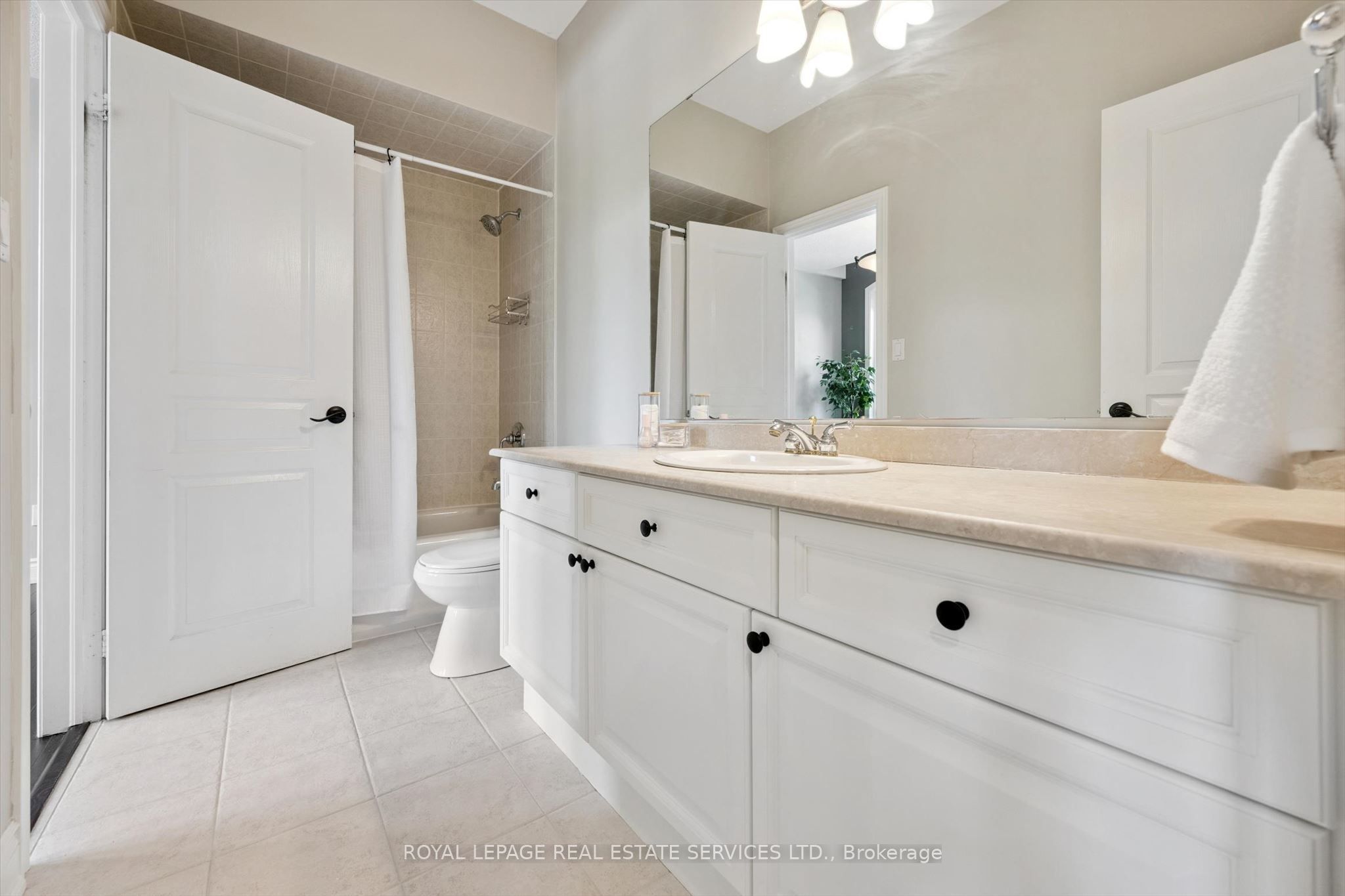 1036 Valley Crest Circle Property Photo 20