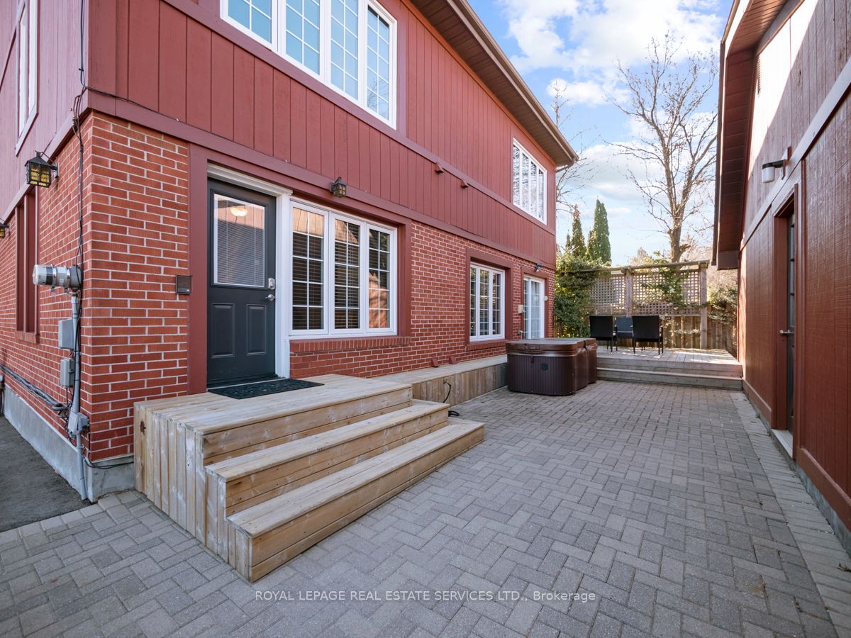 1494 Islington Avenue Property Photo 44