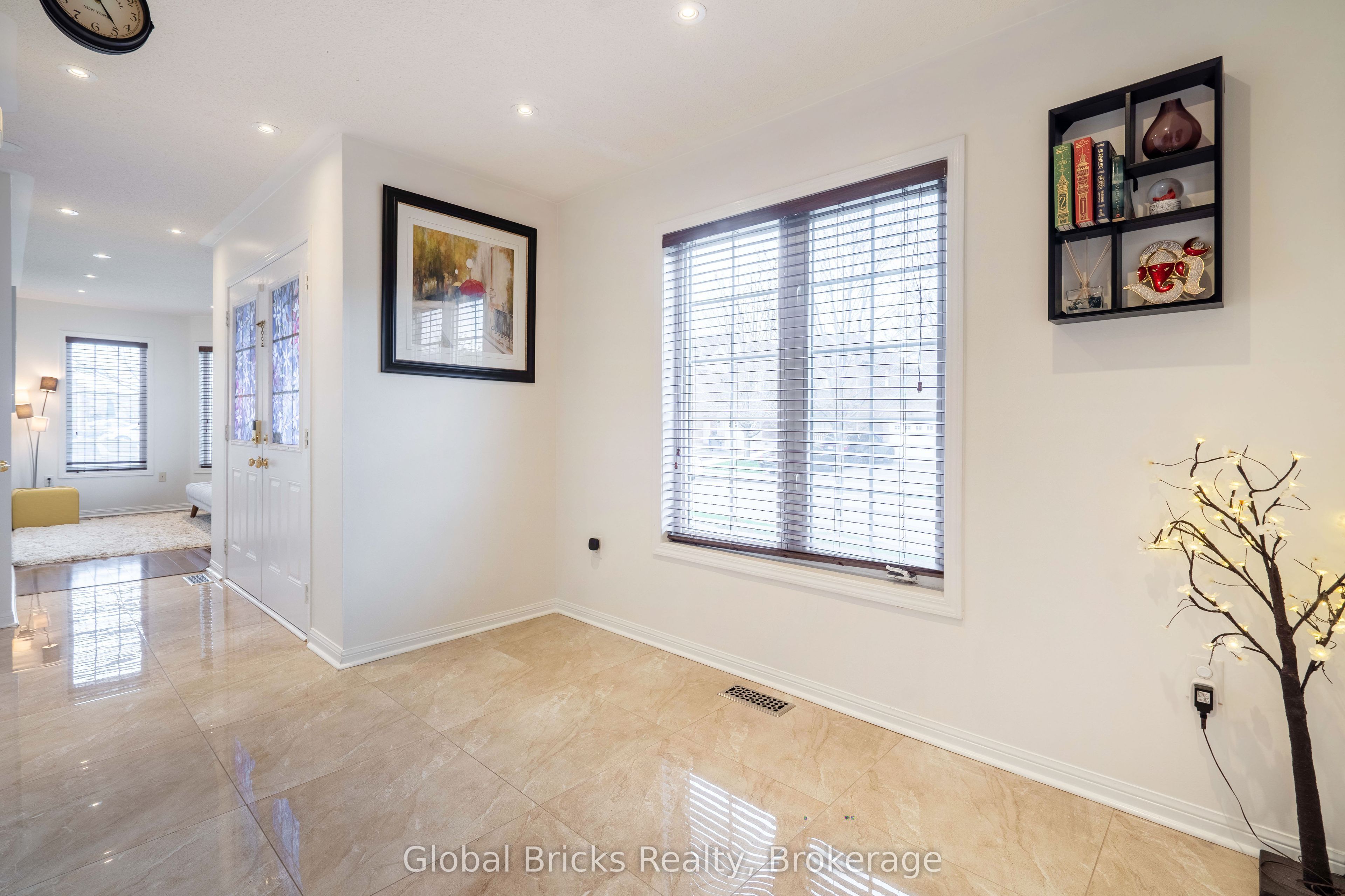 60 Dwyer Drive Property Photo 6