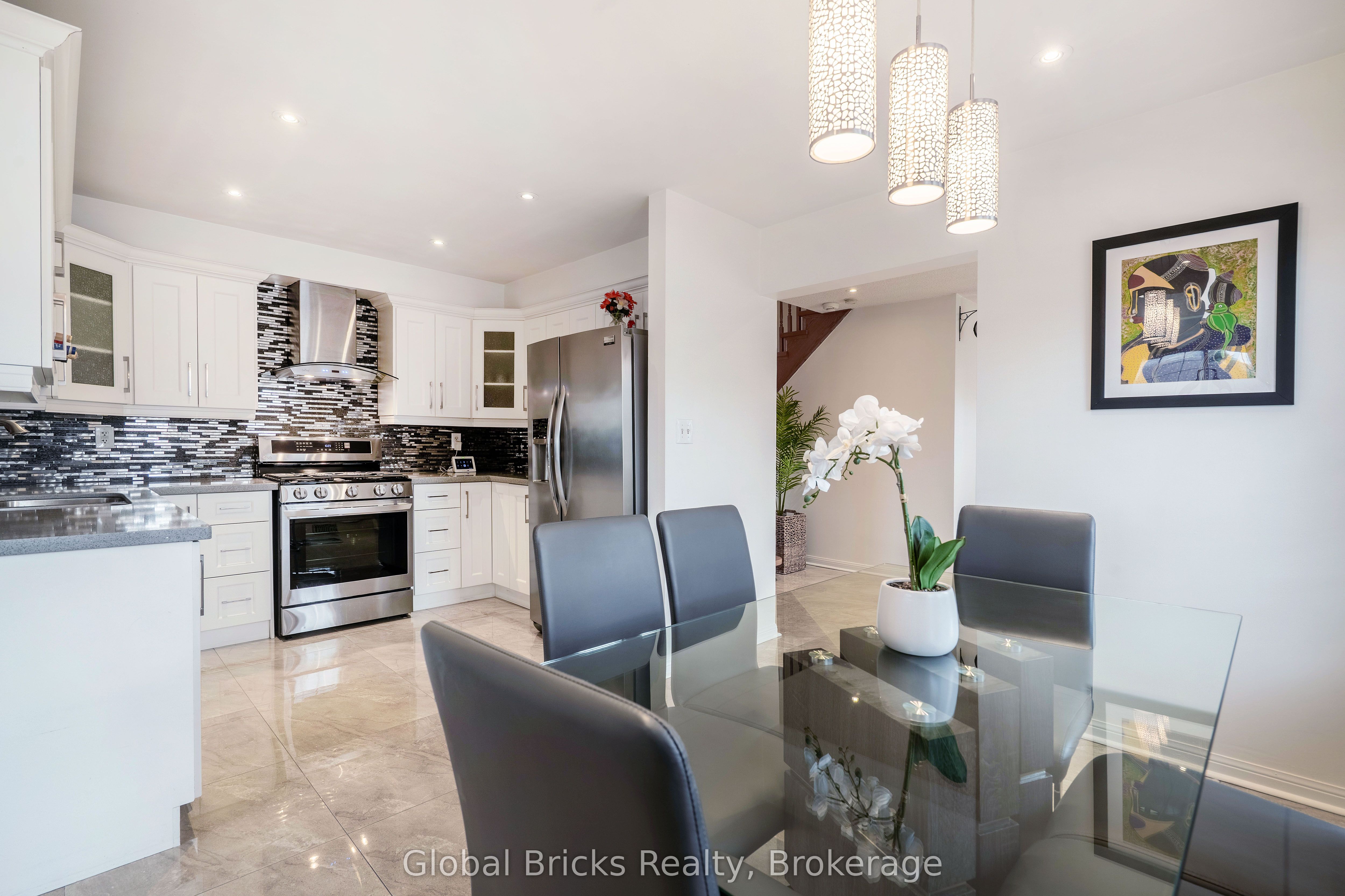 60 Dwyer Drive Property Photo 10