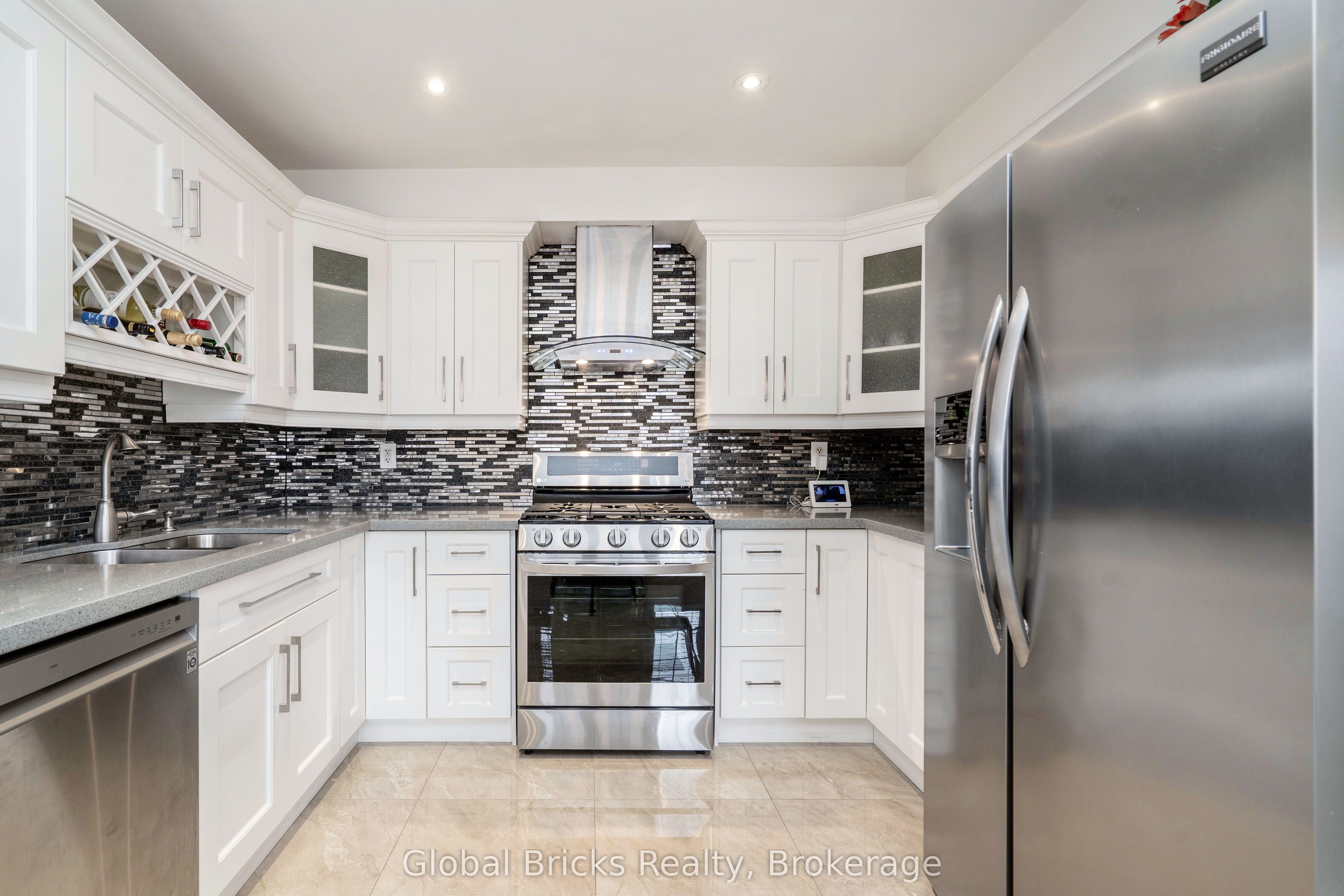 60 Dwyer Drive Property Photo 11