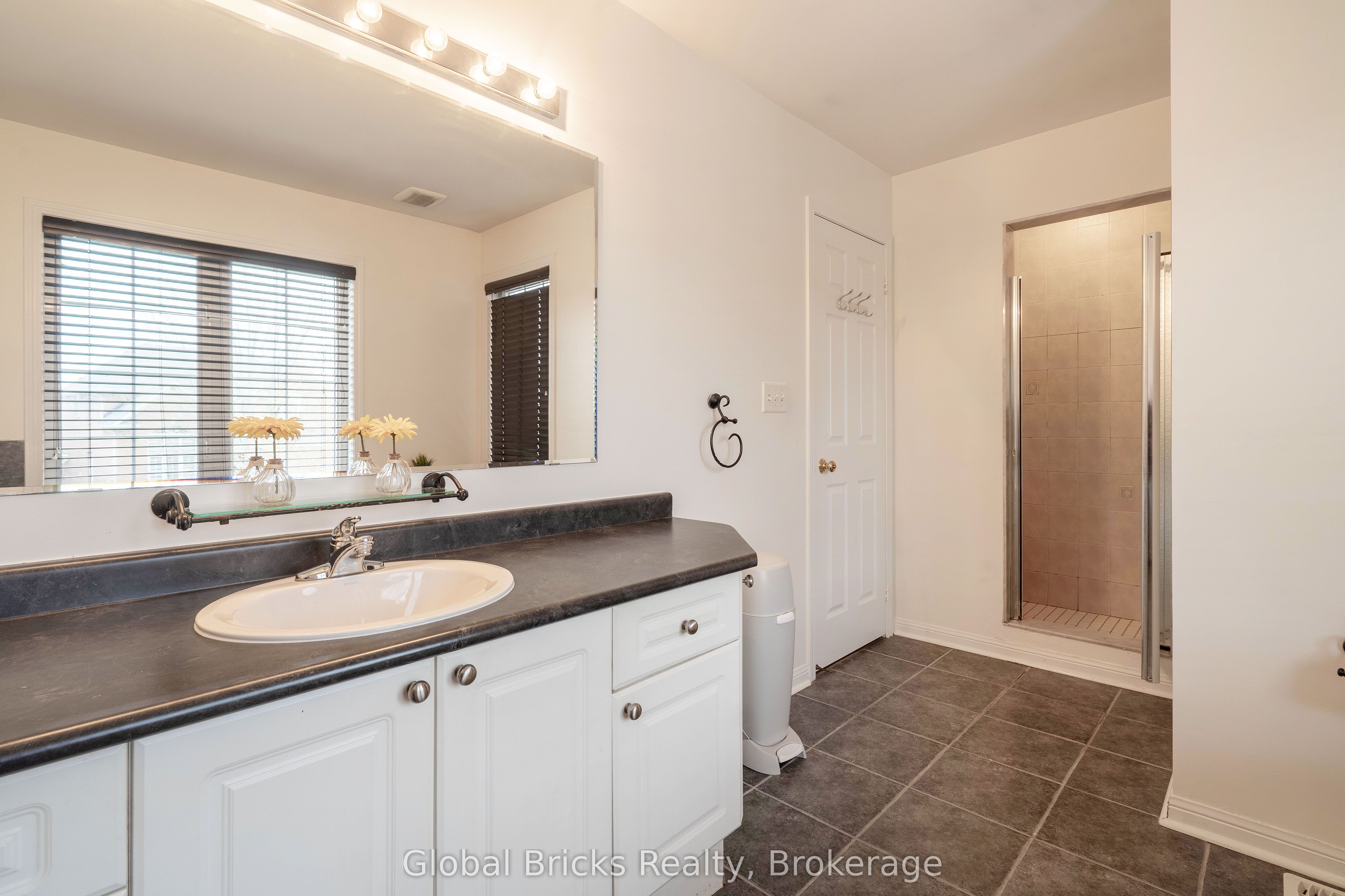 60 Dwyer Drive Property Photo 21