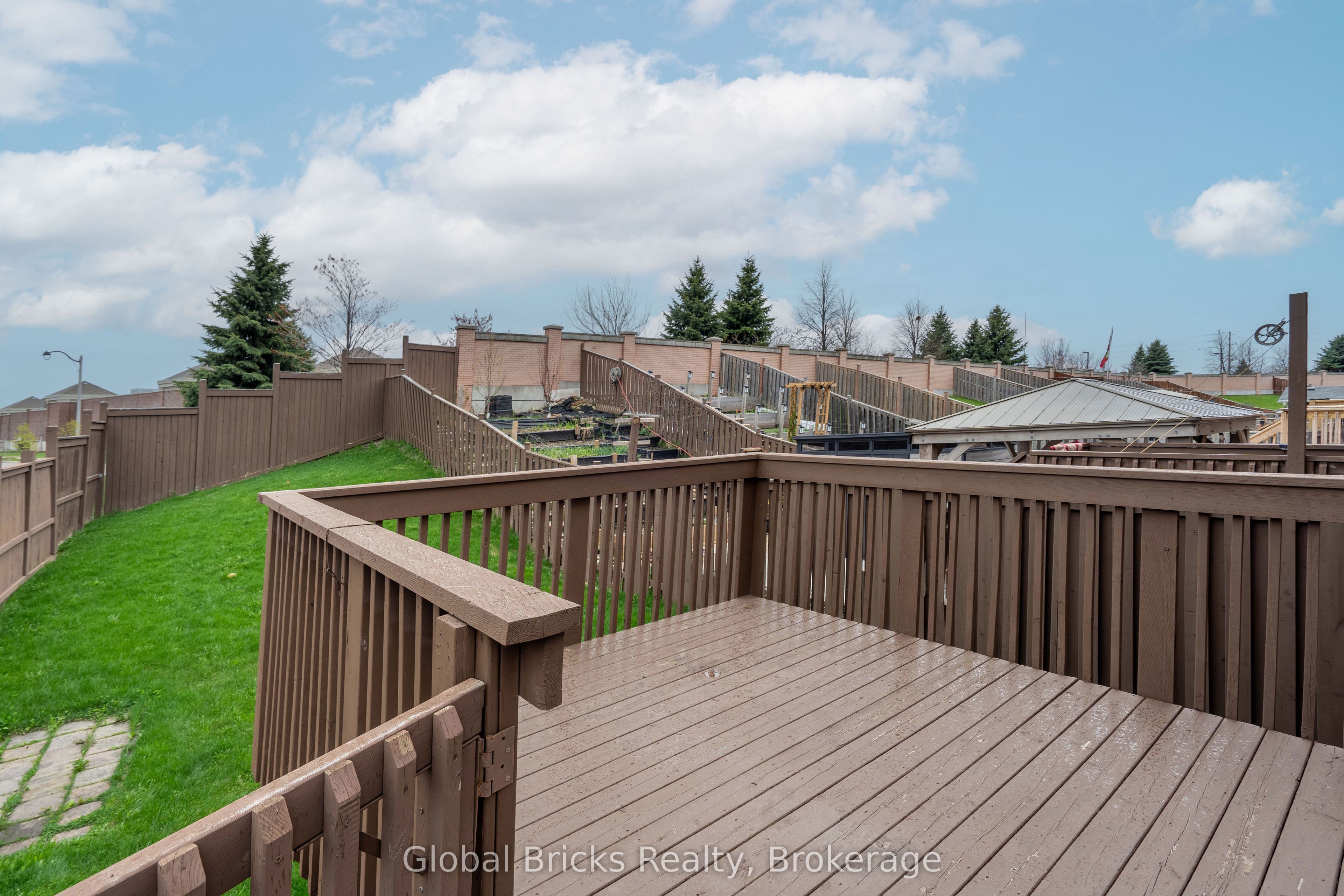 60 Dwyer Drive Property Photo 28