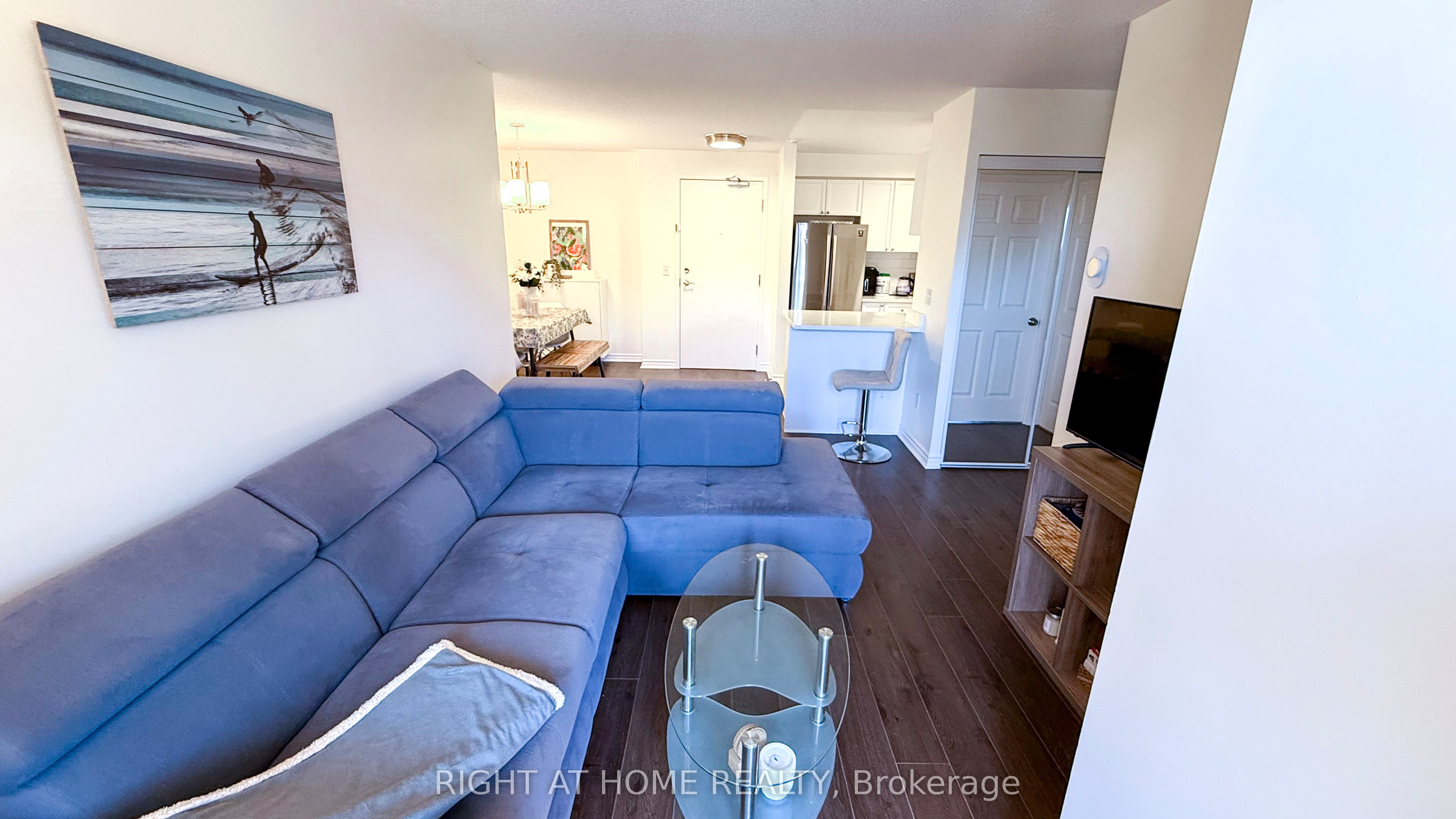 2300 Parkhaven Boulevard 308 Property Photo 6