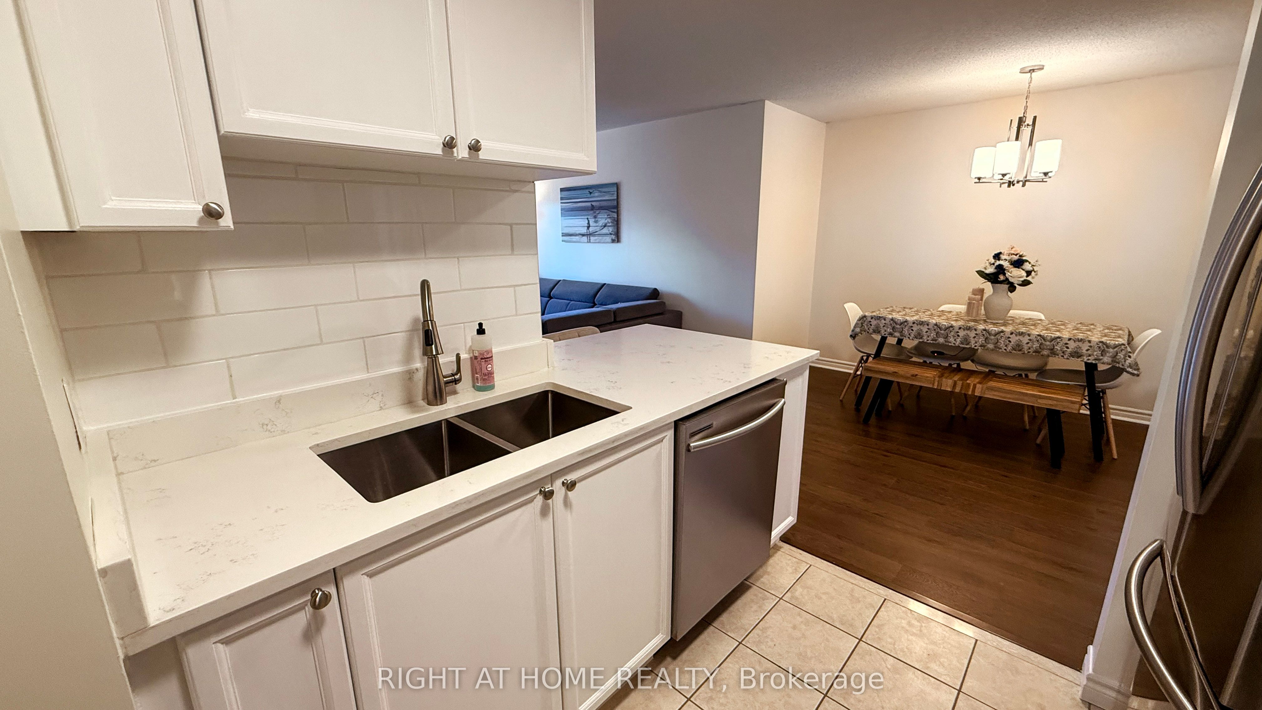 2300 Parkhaven Boulevard 308 Property Photo 12