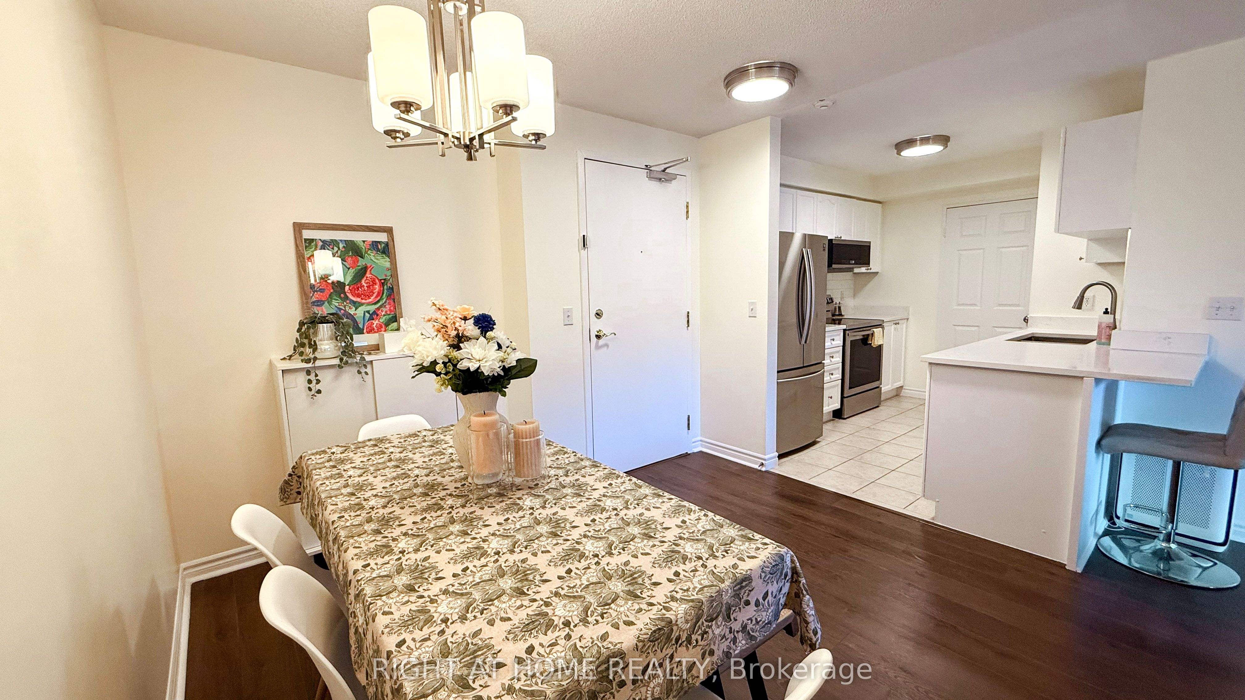 2300 Parkhaven Boulevard 308 Property Photo 15