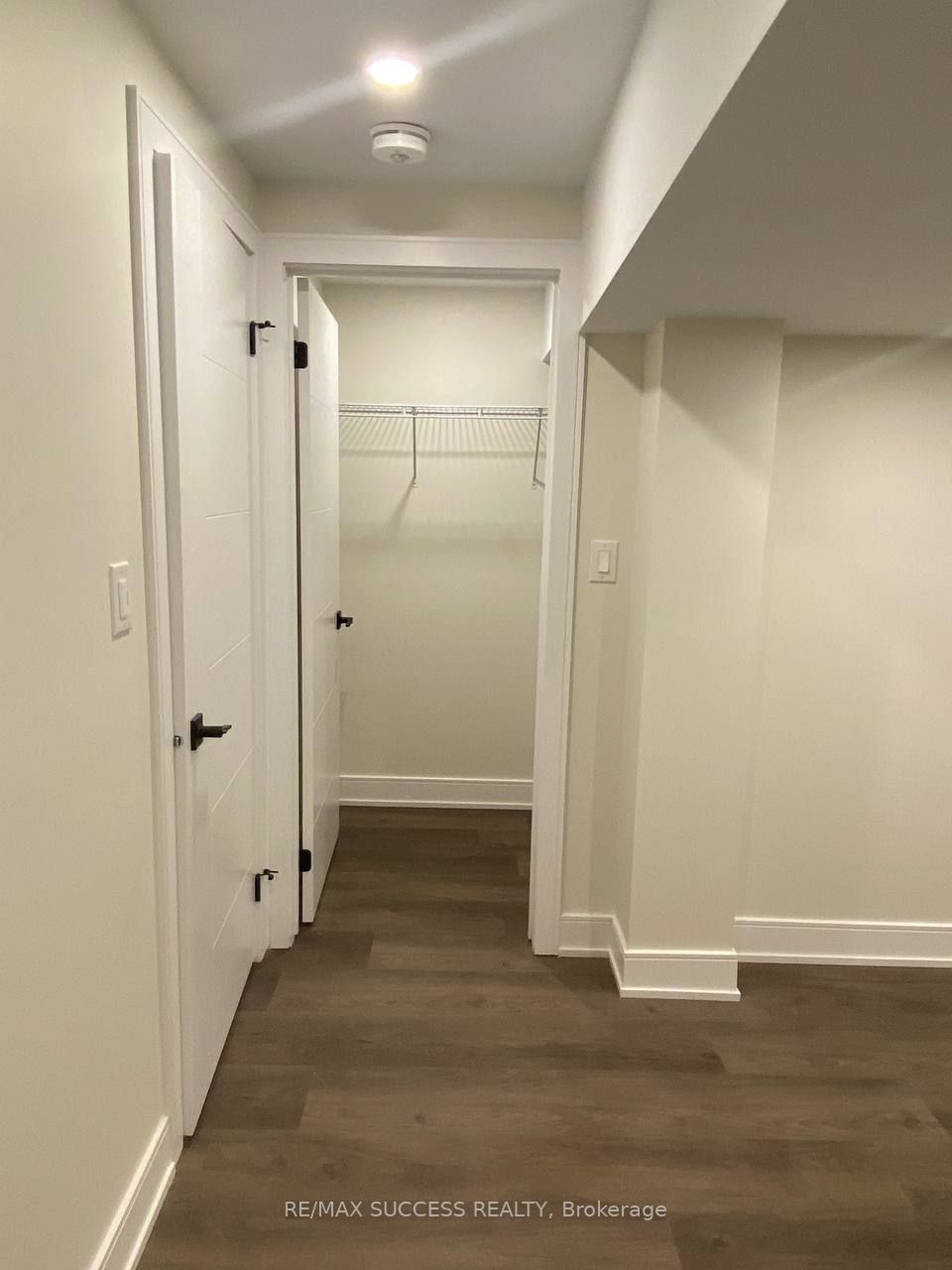566 Yates Drive Lower Unit Property Photo 20