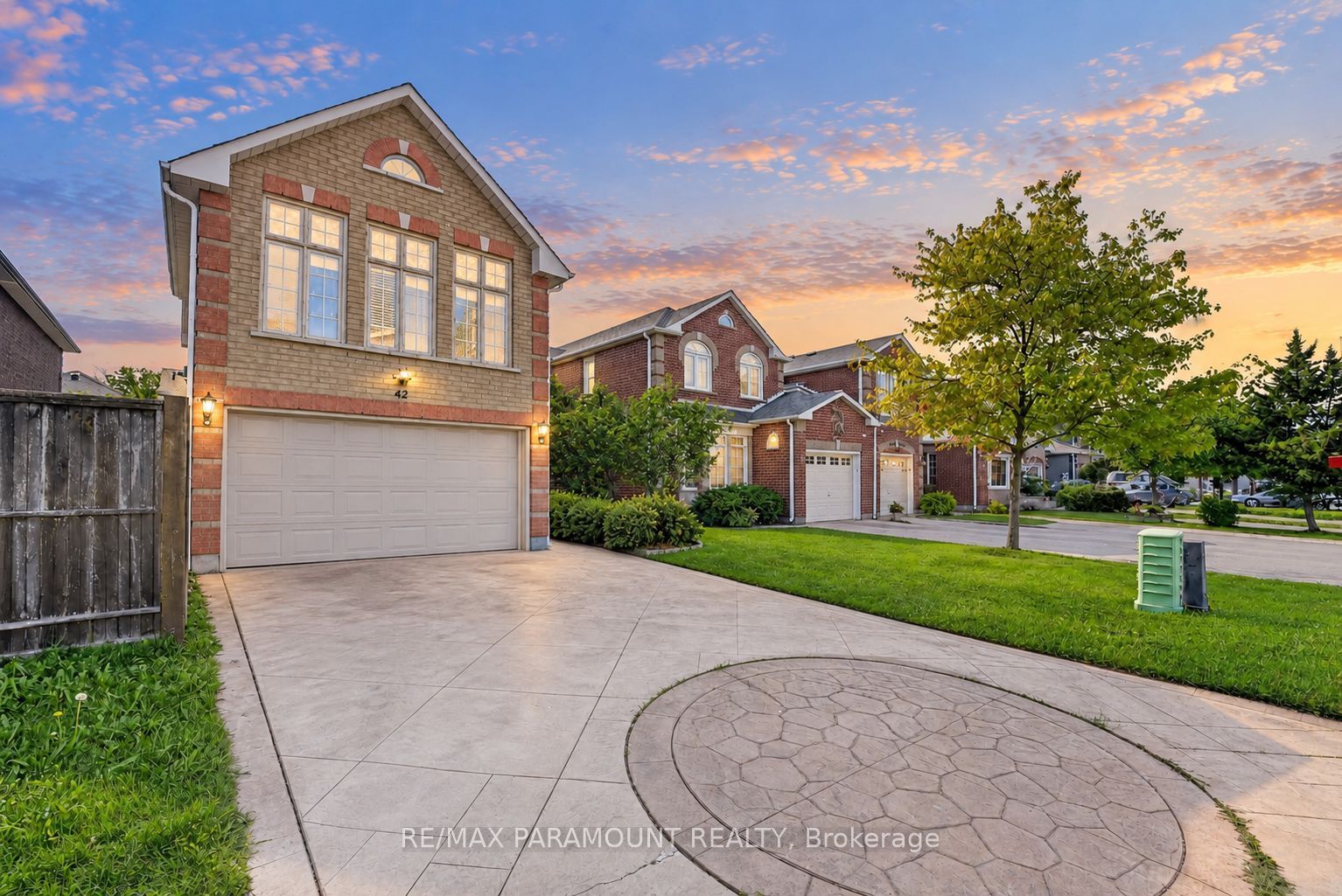 42 Ripley Crescent