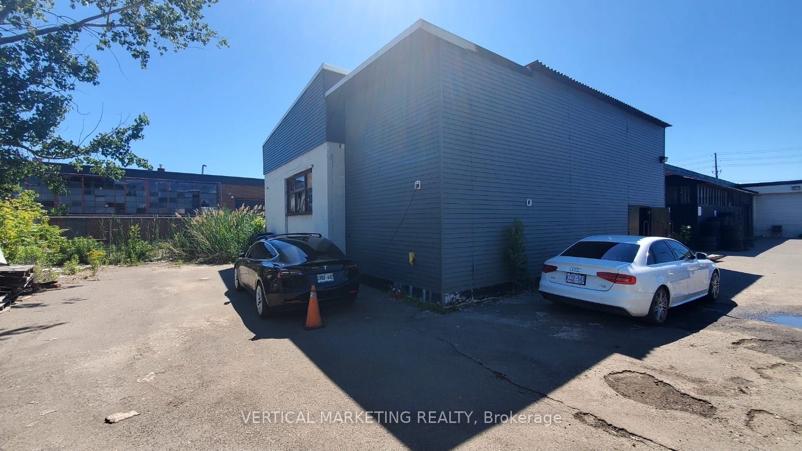 14 Toro Road Property Photo 5