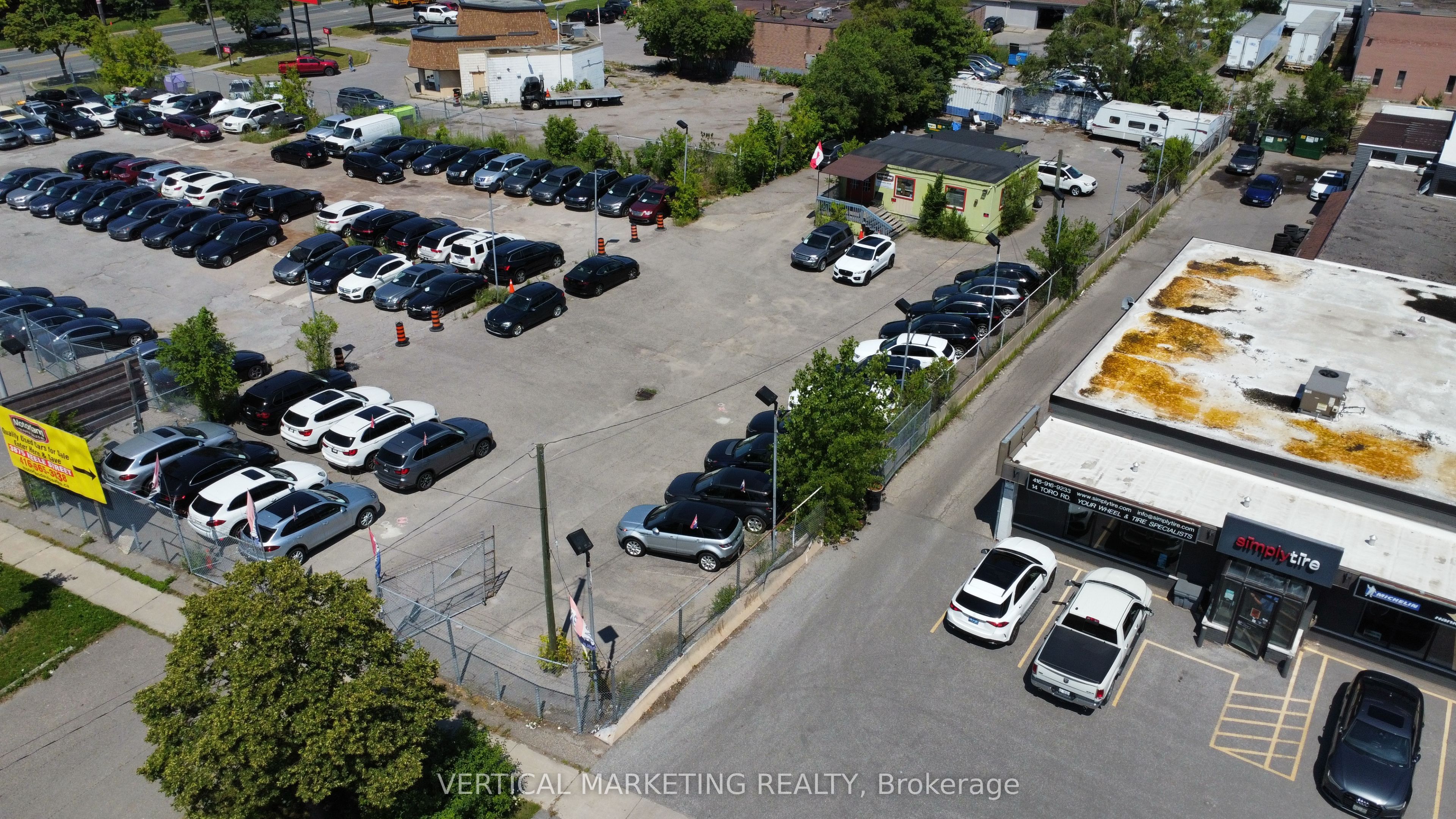 14 Toro Road Property Photo 14