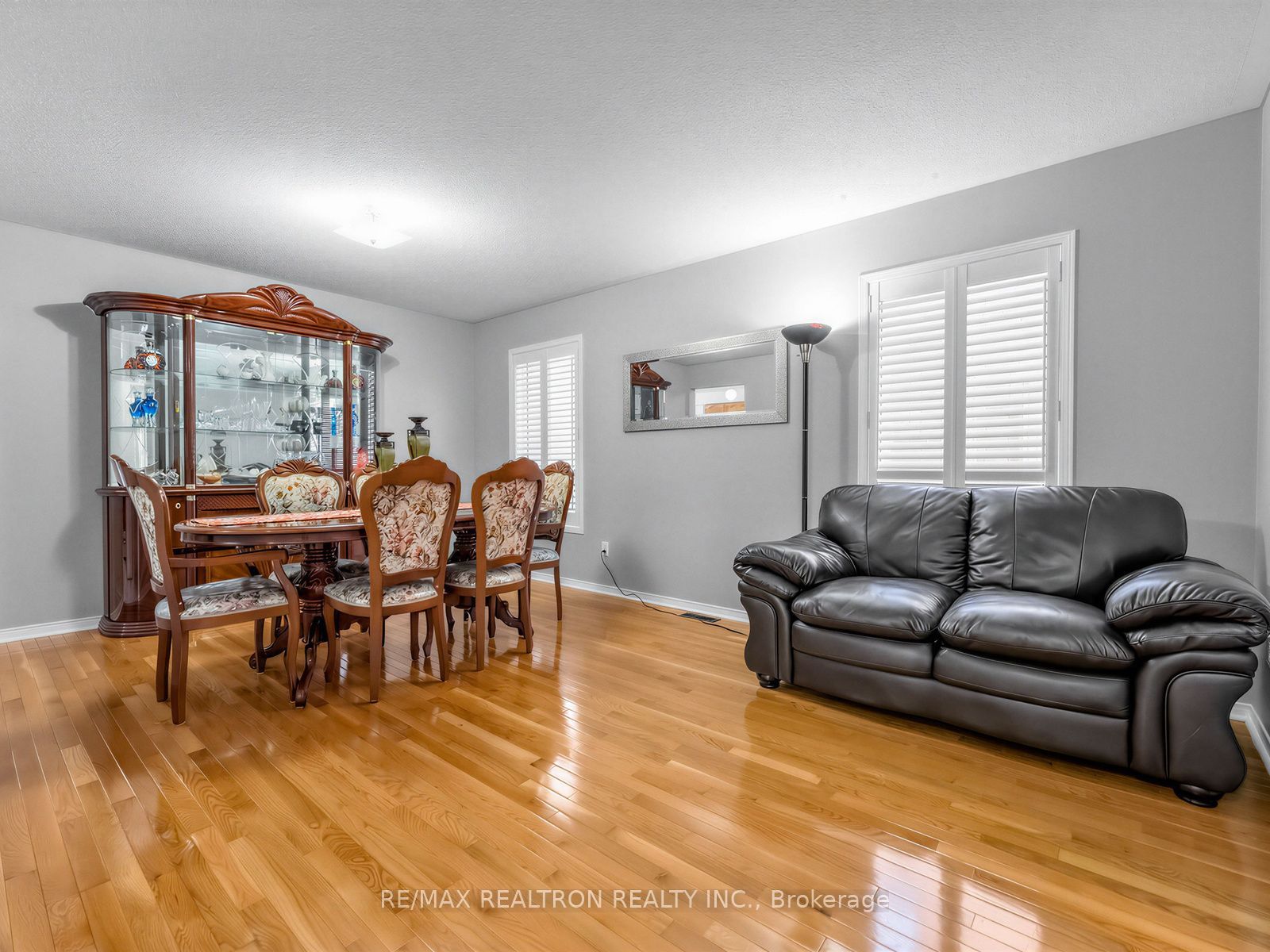 4841 Apple Blossom Circle Property Photo 5