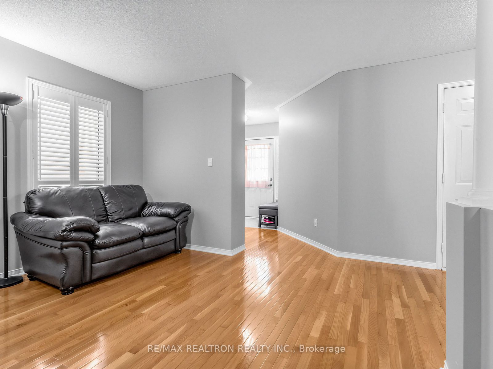 4841 Apple Blossom Circle Property Photo 8