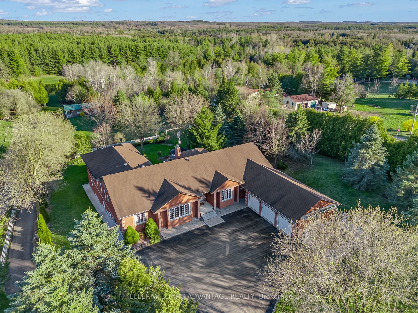 3100 30 Side Road Property Photo 2