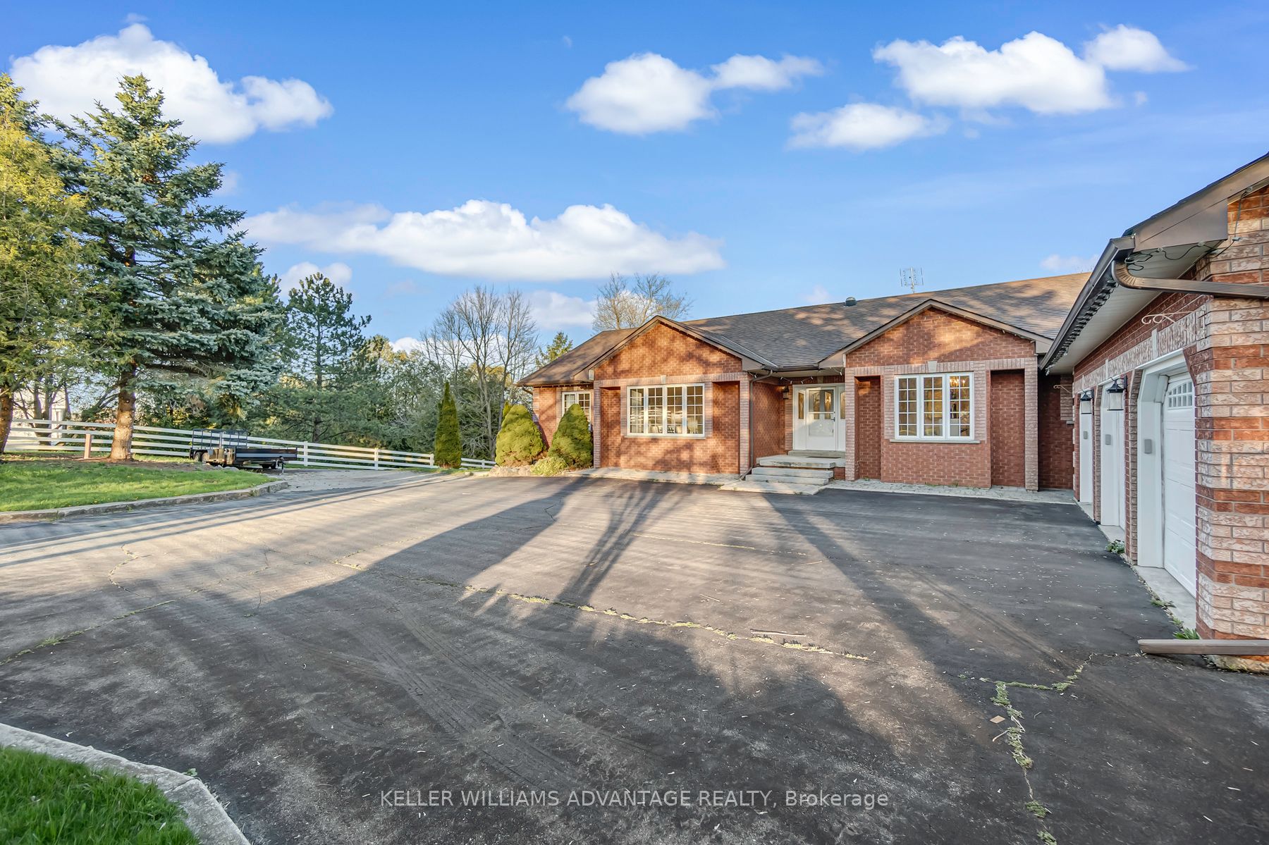 3100 30 Side Road Property Photo 3