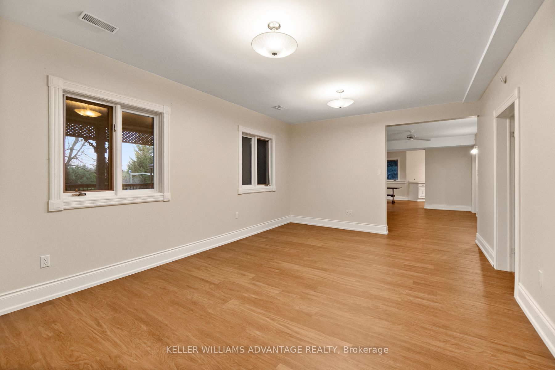 3100 30 Side Road Property Photo 37