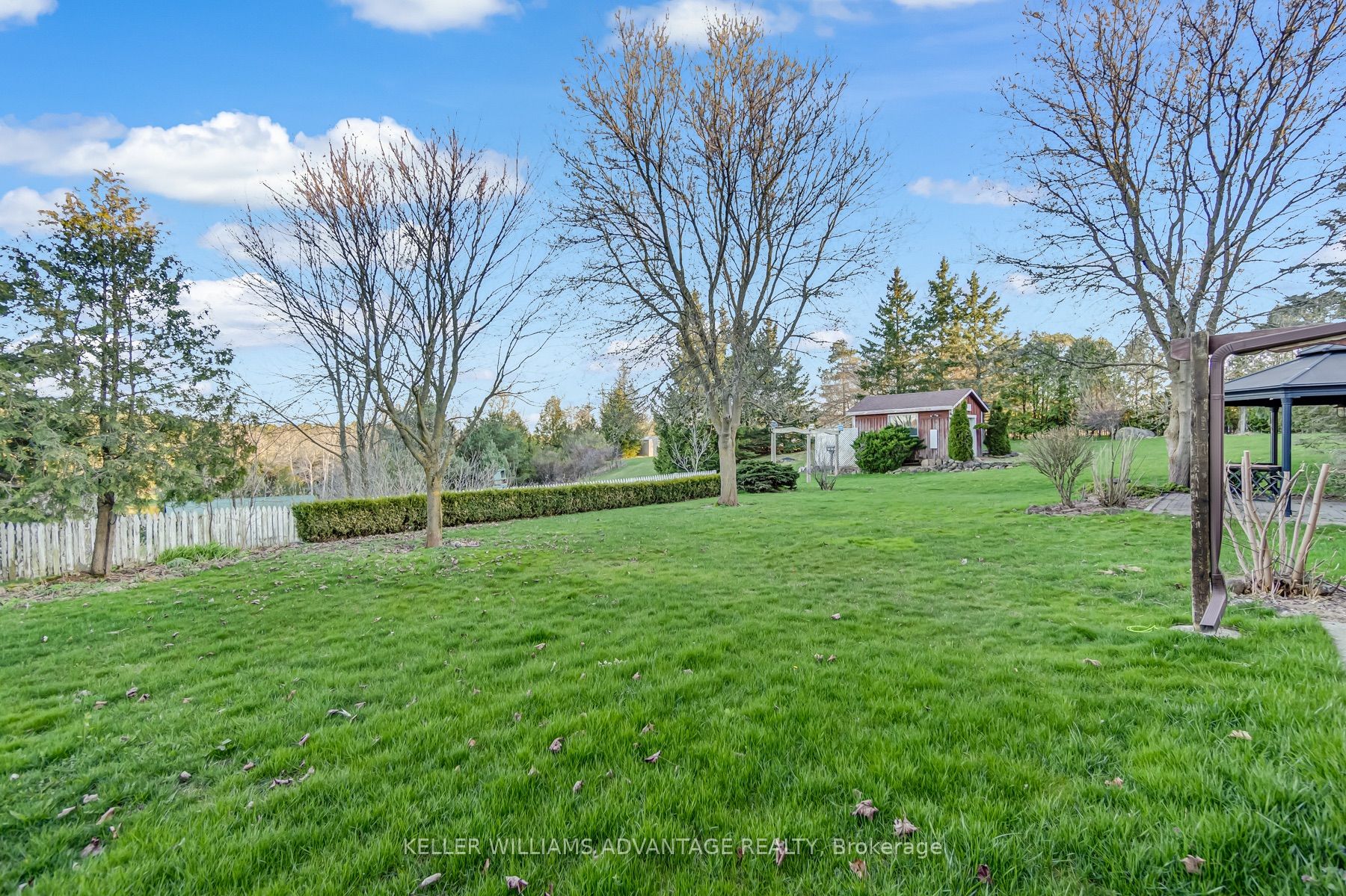 3100 30 Side Road Property Photo 40