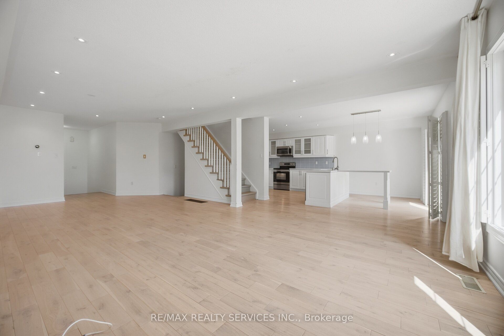 33 Sewells Lane Property Photo 10