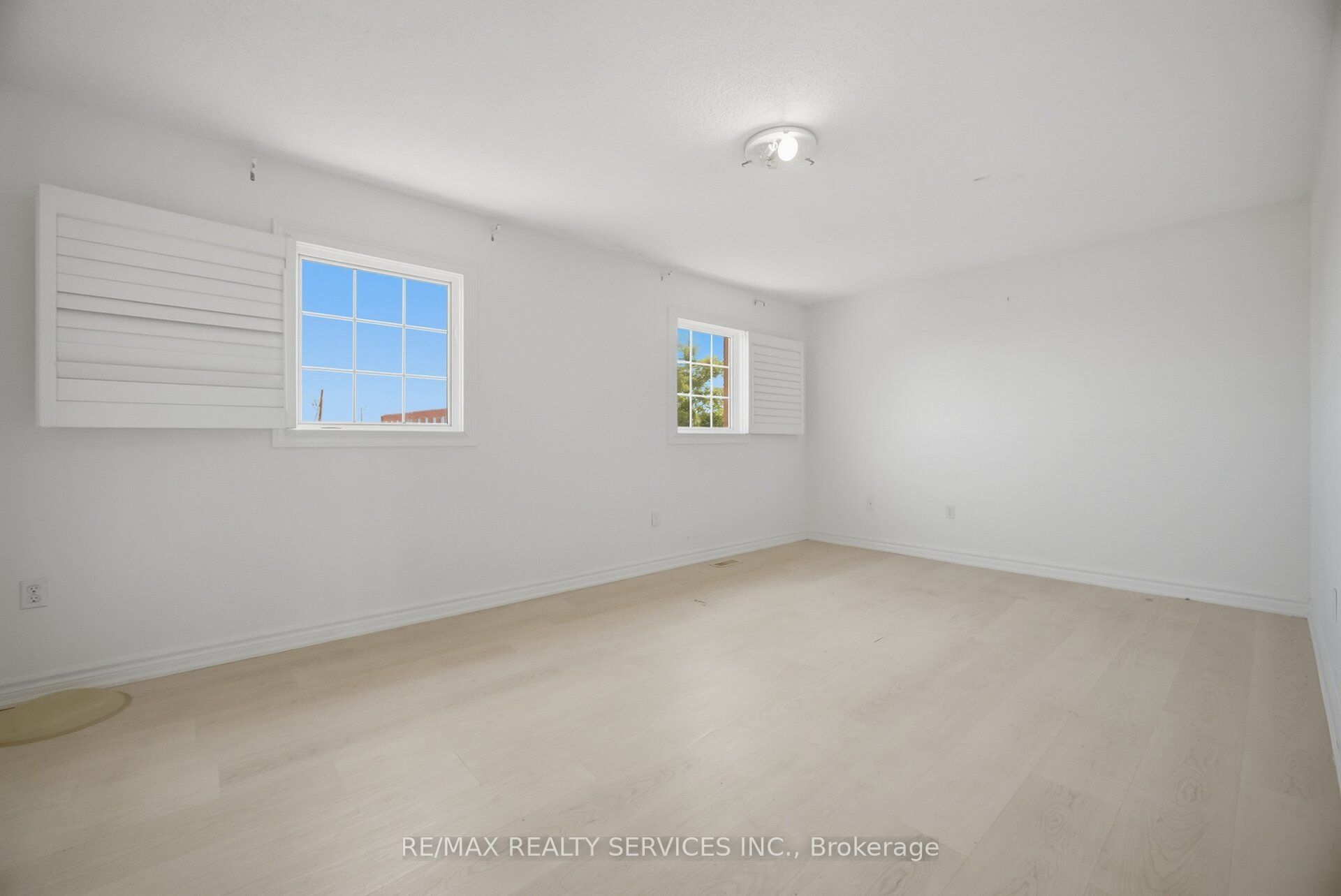 33 Sewells Lane Property Photo 27