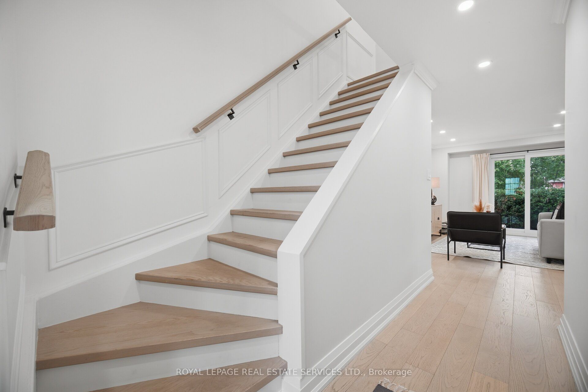 2411 Sovereign Street 17 Property Photo 11