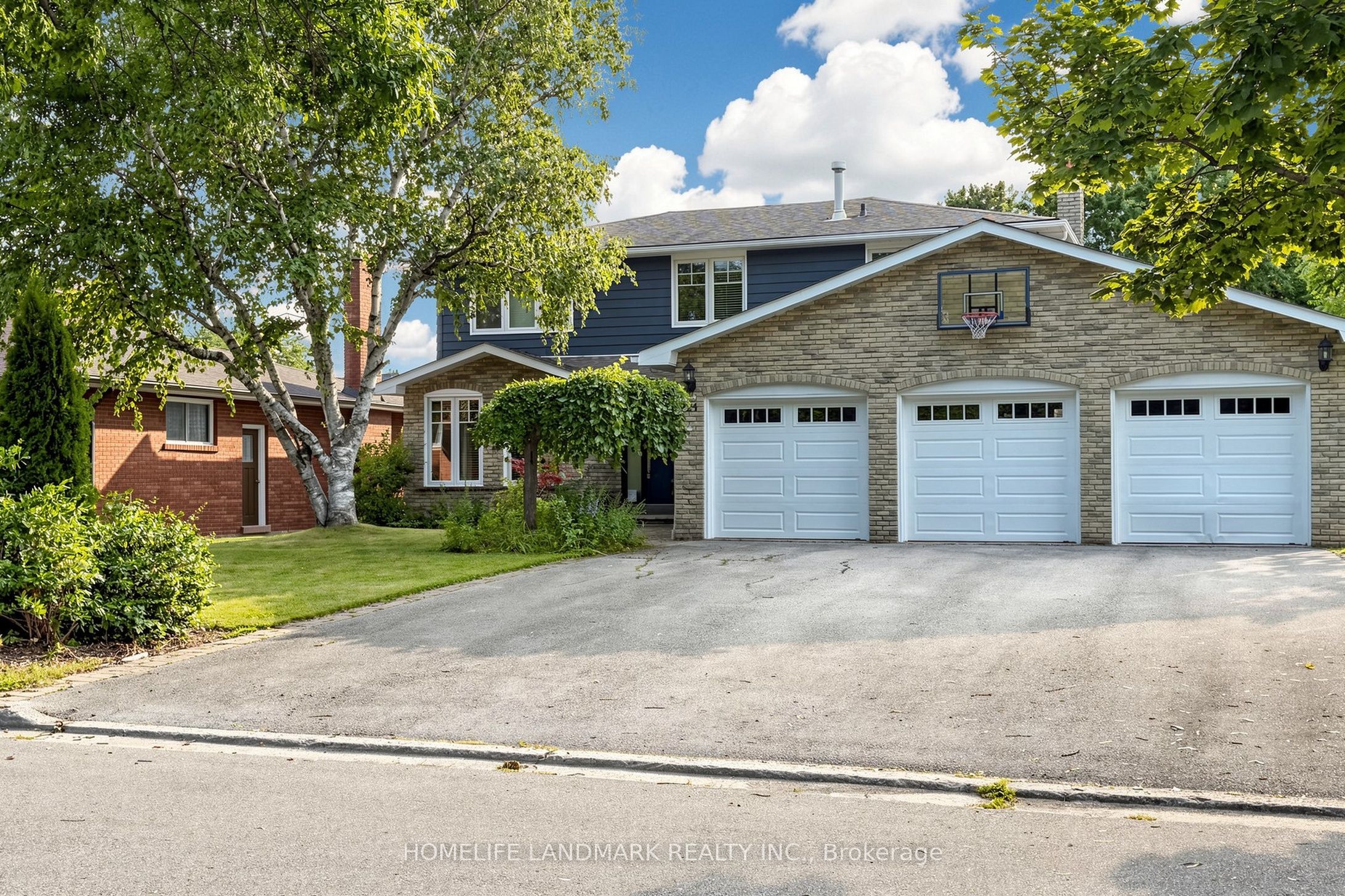 224 Valleyview Court Property Photo 1