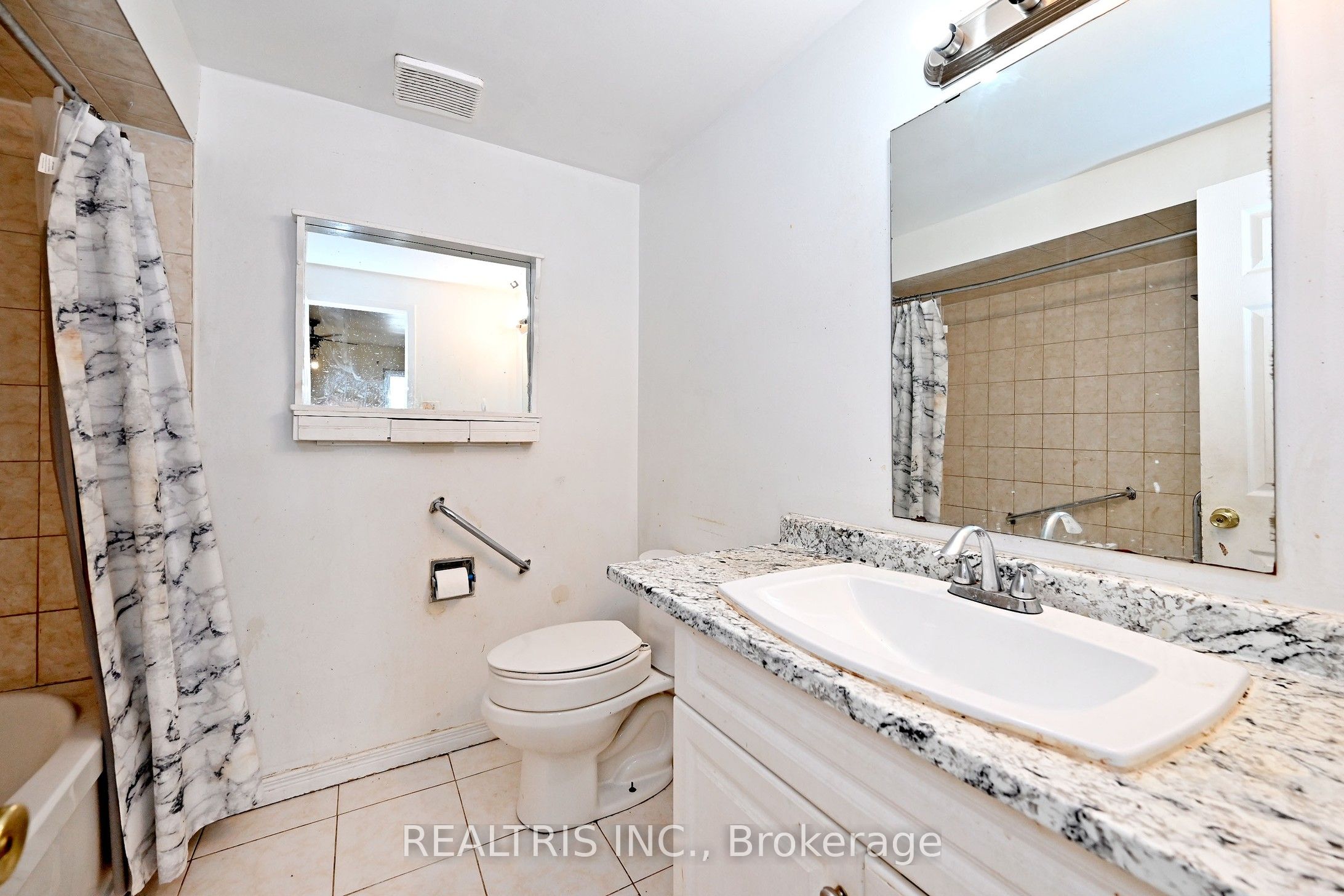 116 Sutherland Avenue Property Photo 20