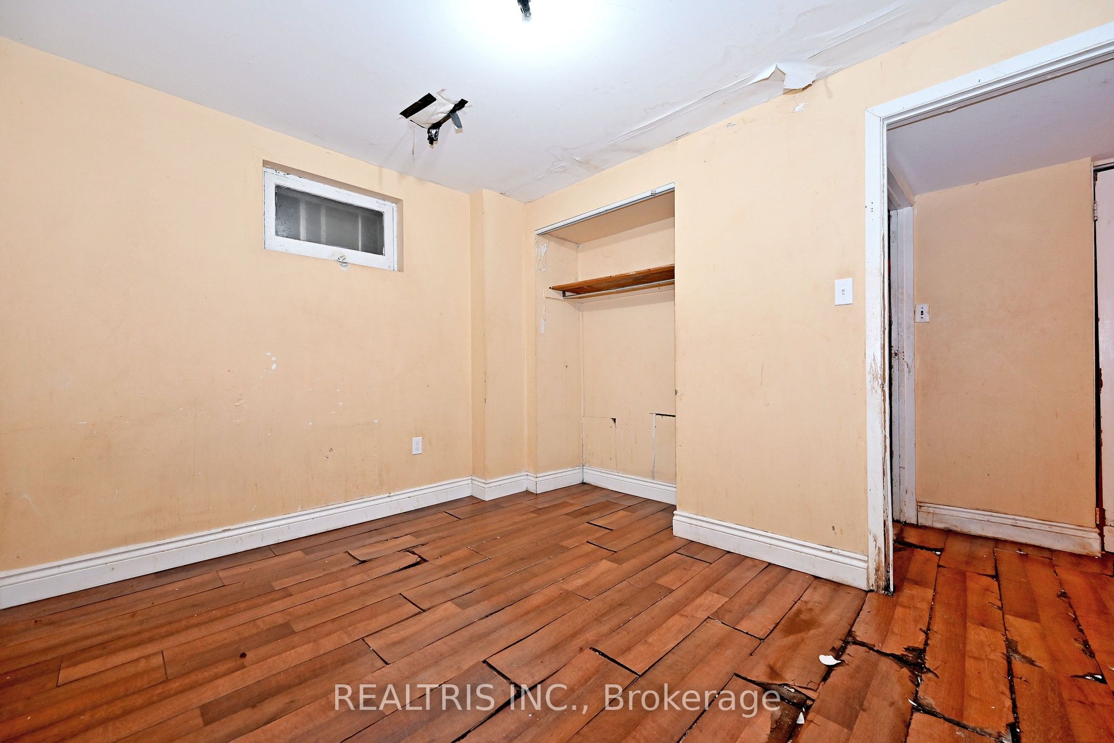 116 Sutherland Avenue Property Photo 25