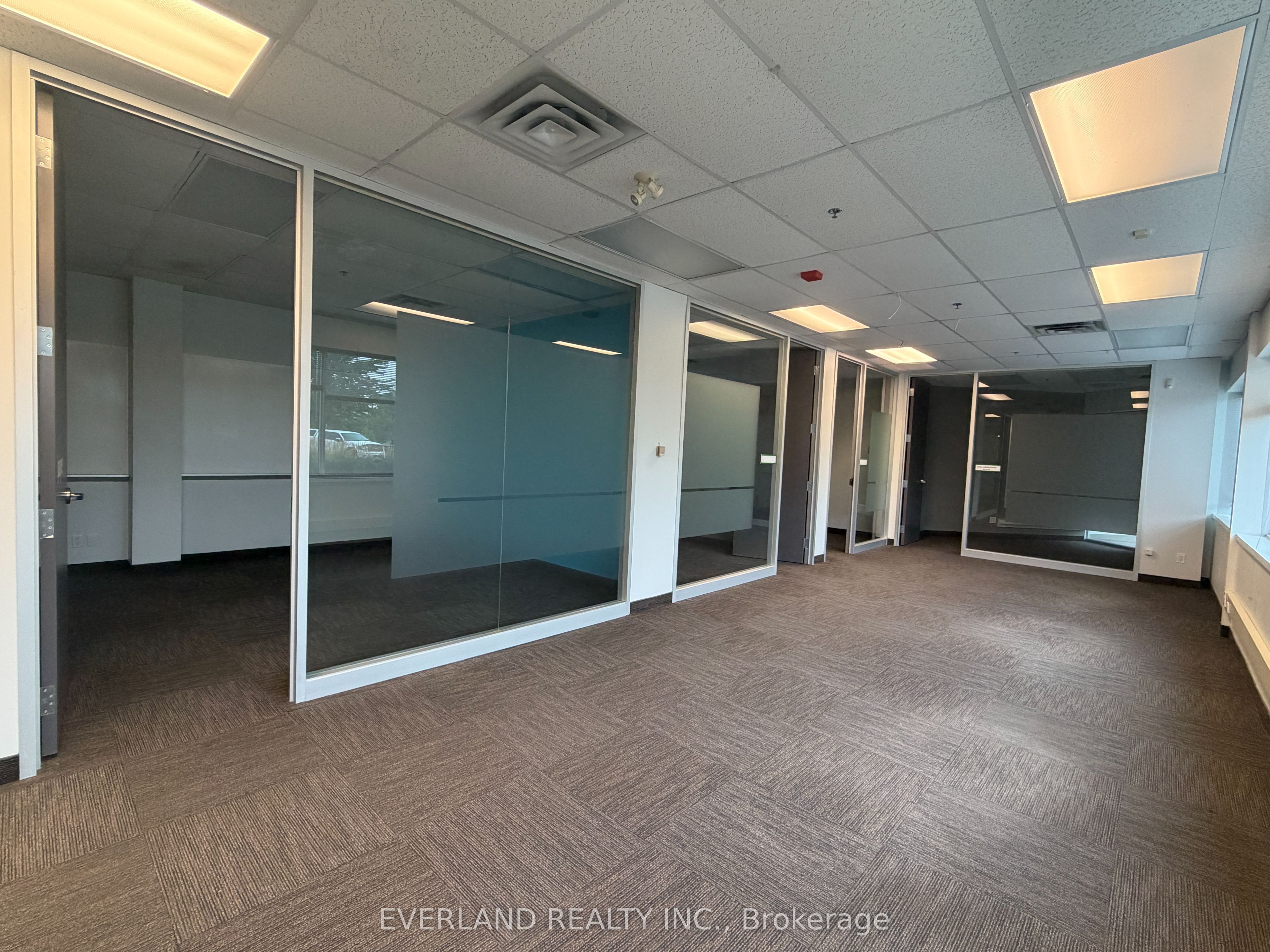 1450 Appleby Line 2c Property Photo 3