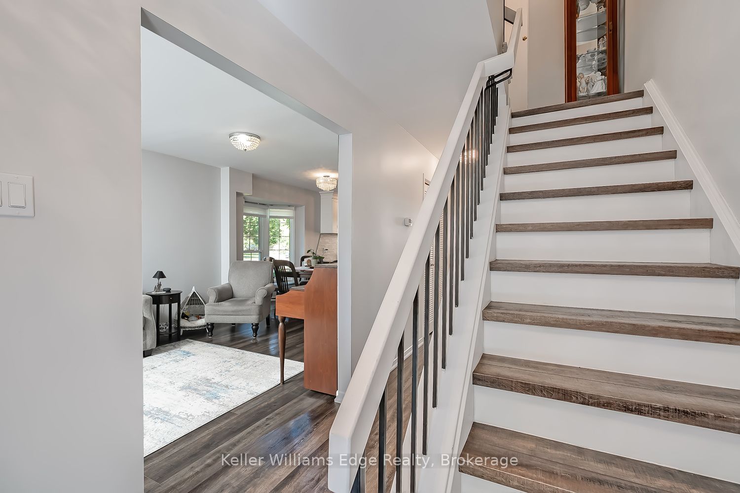 3021 Glencrest Road 18 Property Photo 6