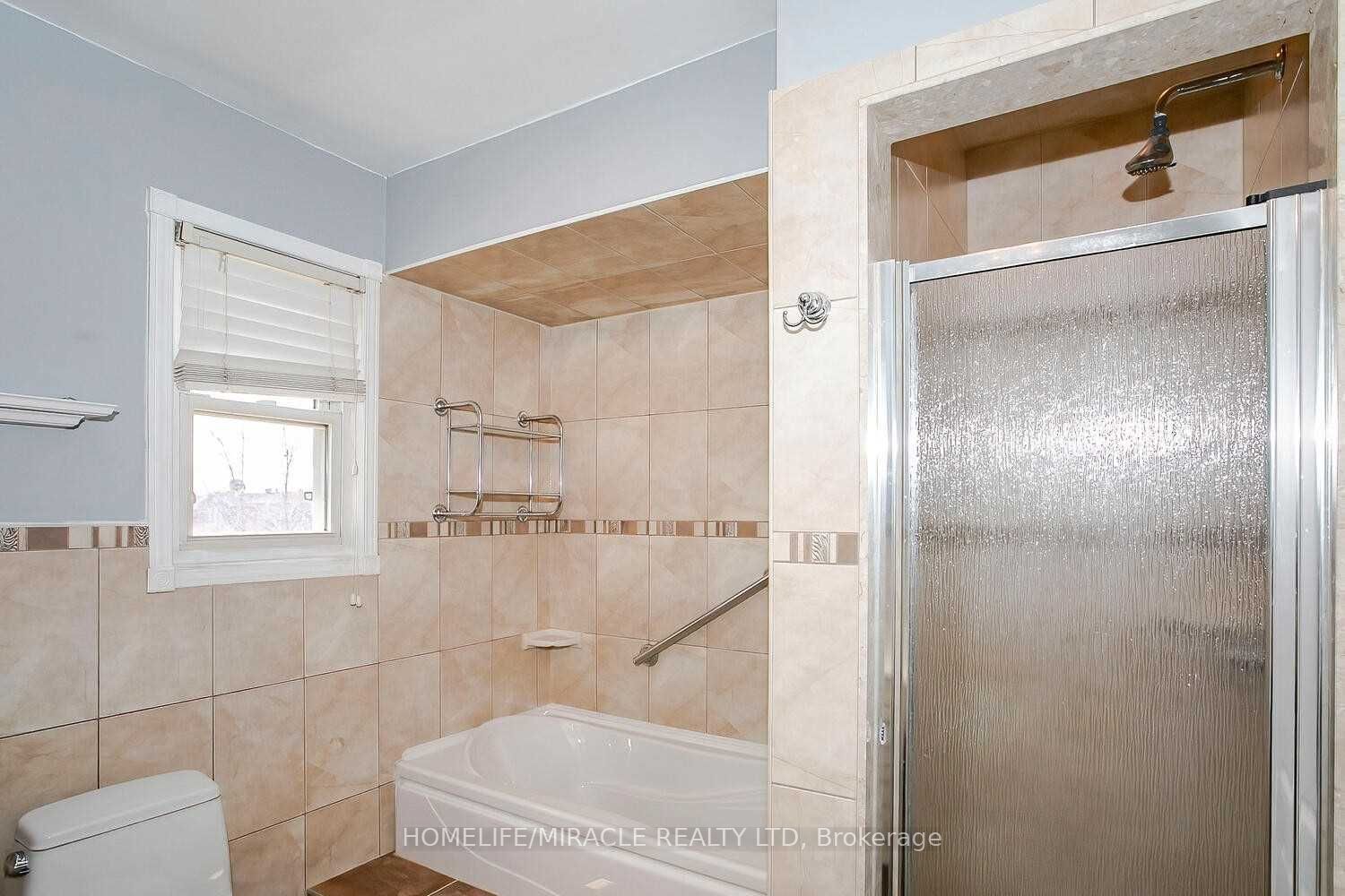 61 Alabaster Drive Property Photo 3
