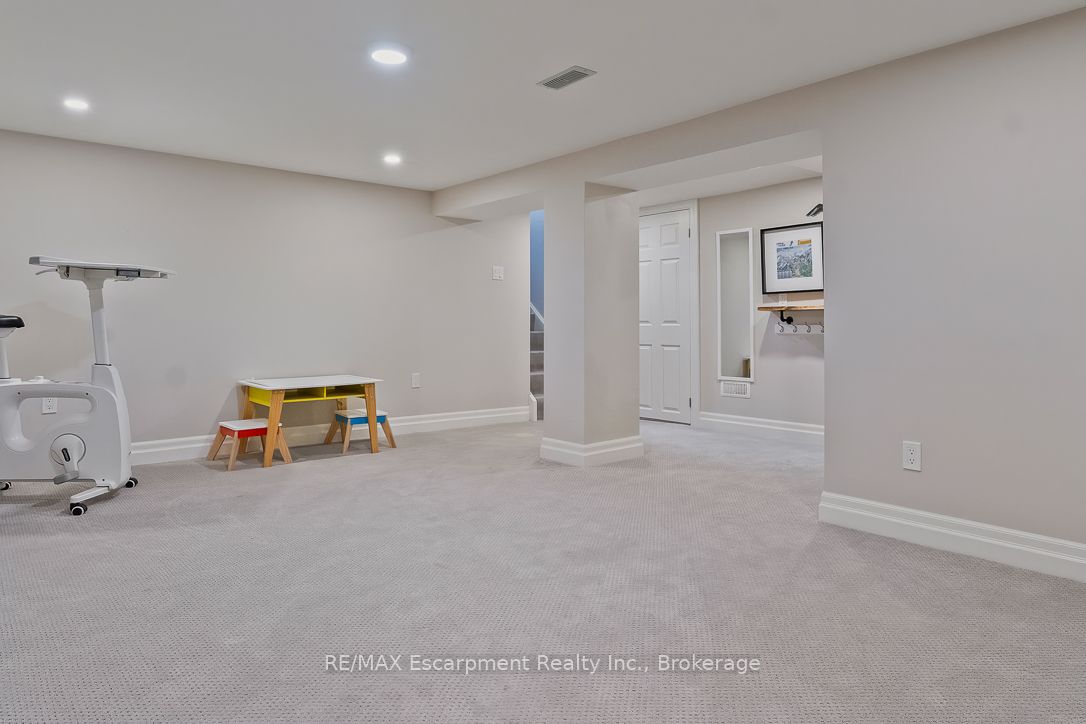 278 Carolyn Drive Property Photo 35