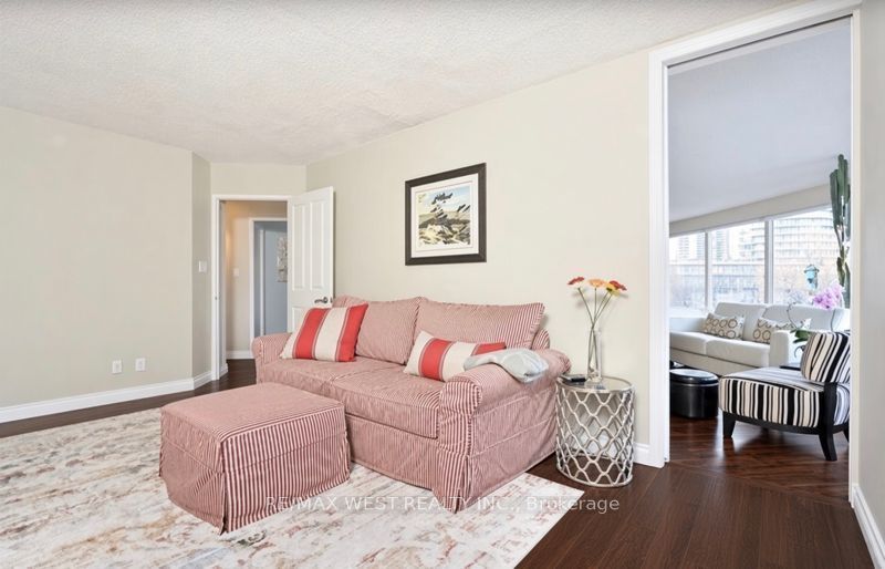 2261 Lake Shore Boulevard W 314 Property Photo 12