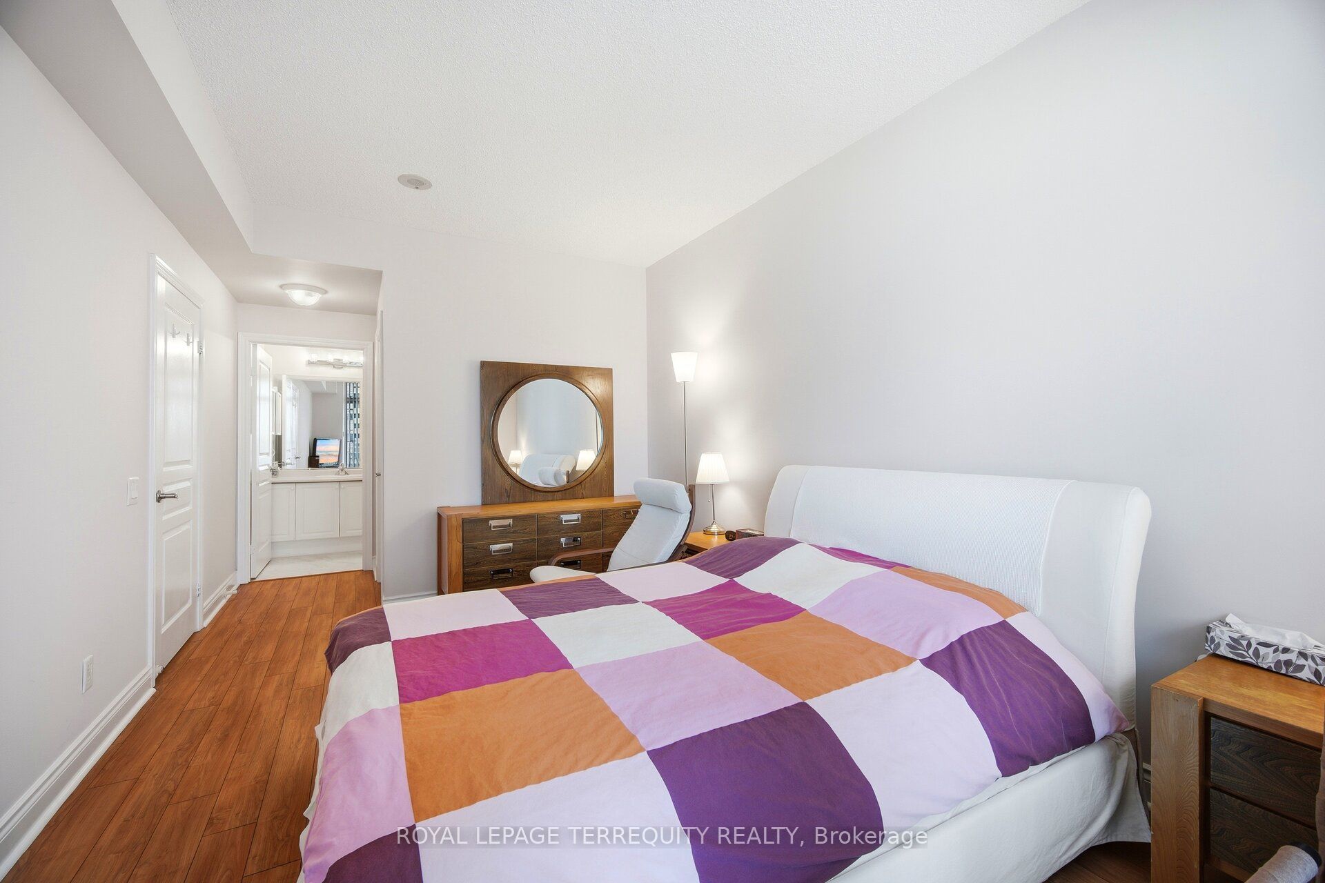 5 Marine Parade Drive 911 Property Photo 18