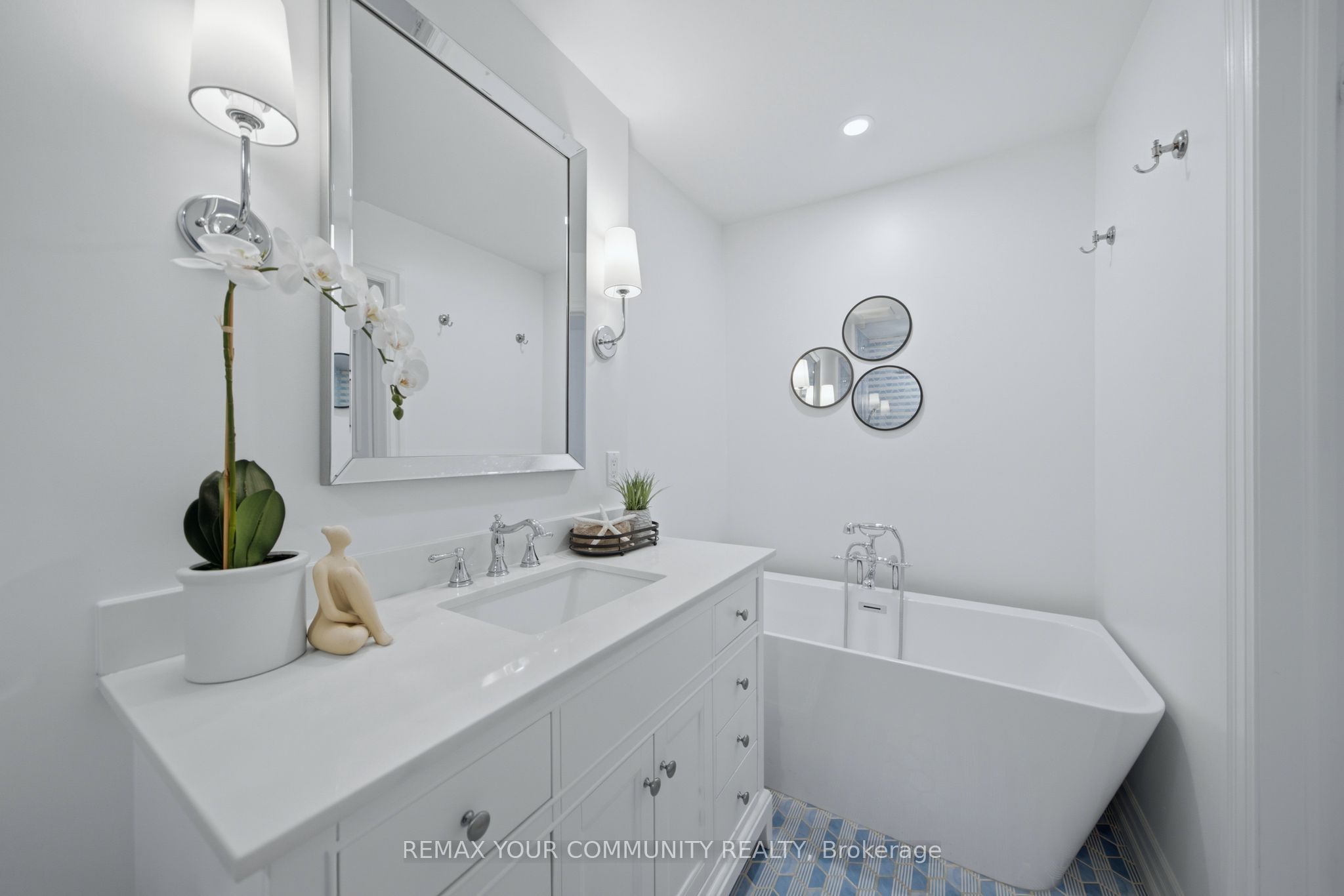 180 Manitoba Street 3 Property Photo 26