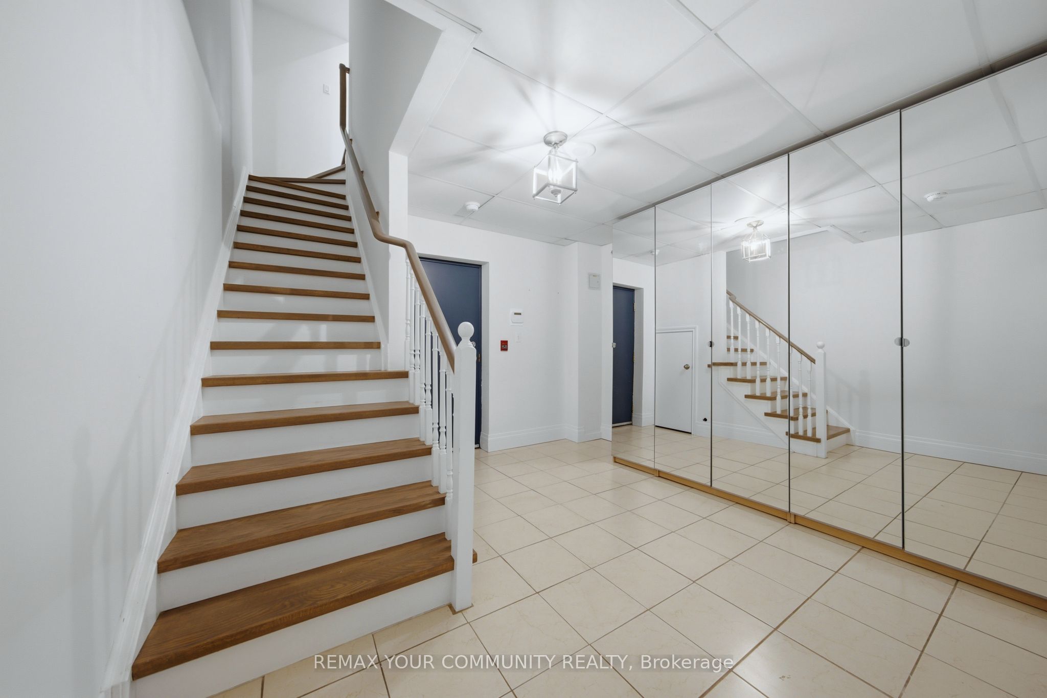 180 Manitoba Street 3 Property Photo 29