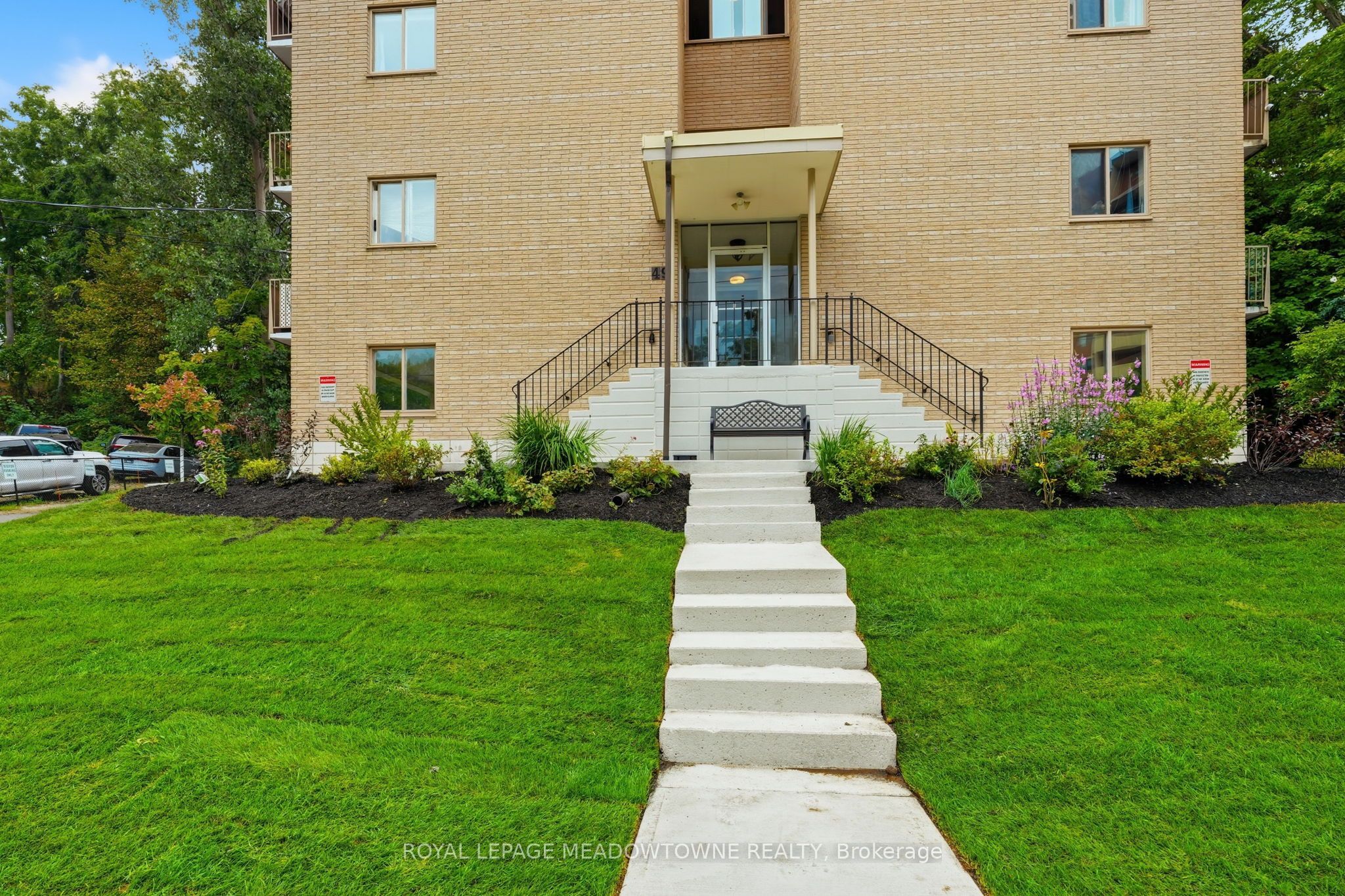 49 Park Avenue 301 Property Photo 4
