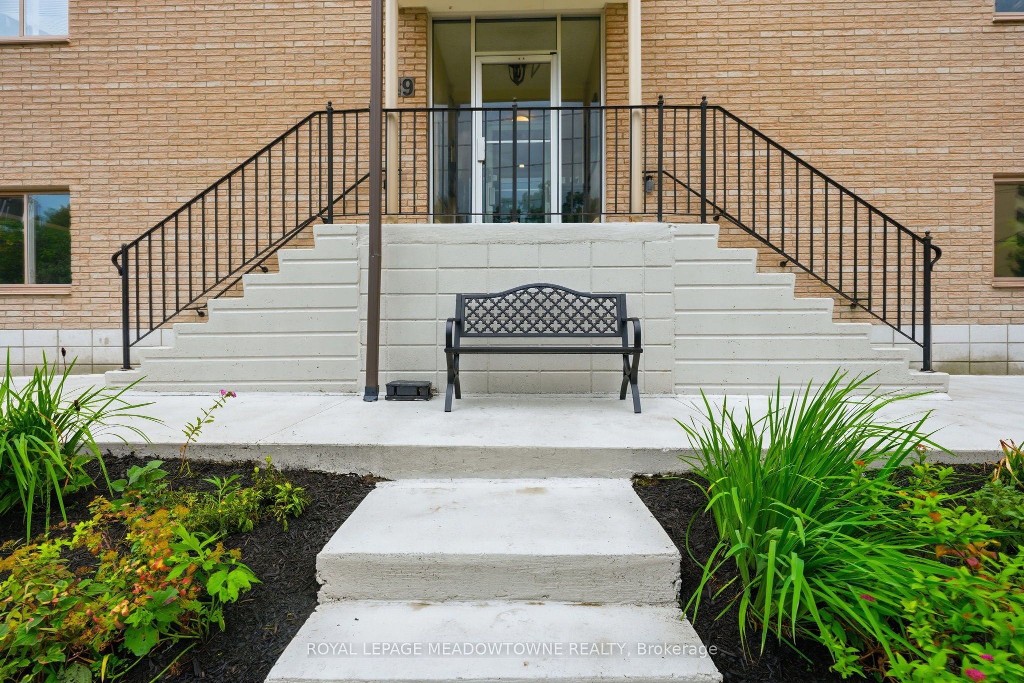 49 Park Avenue 301 Property Photo 24