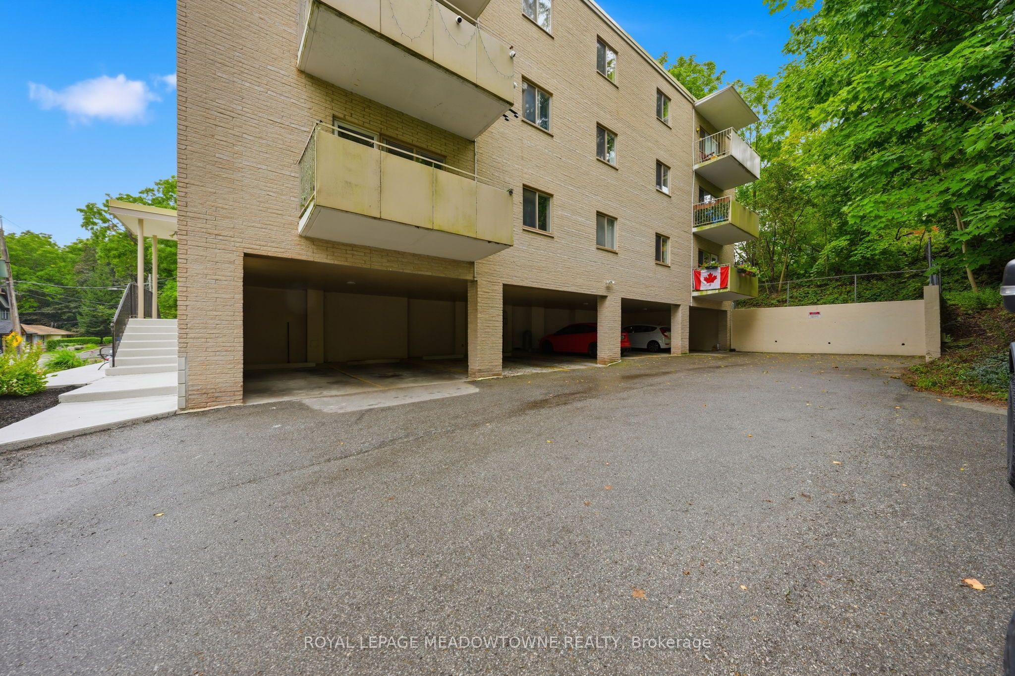 49 Park Avenue 301 Property Photo 29