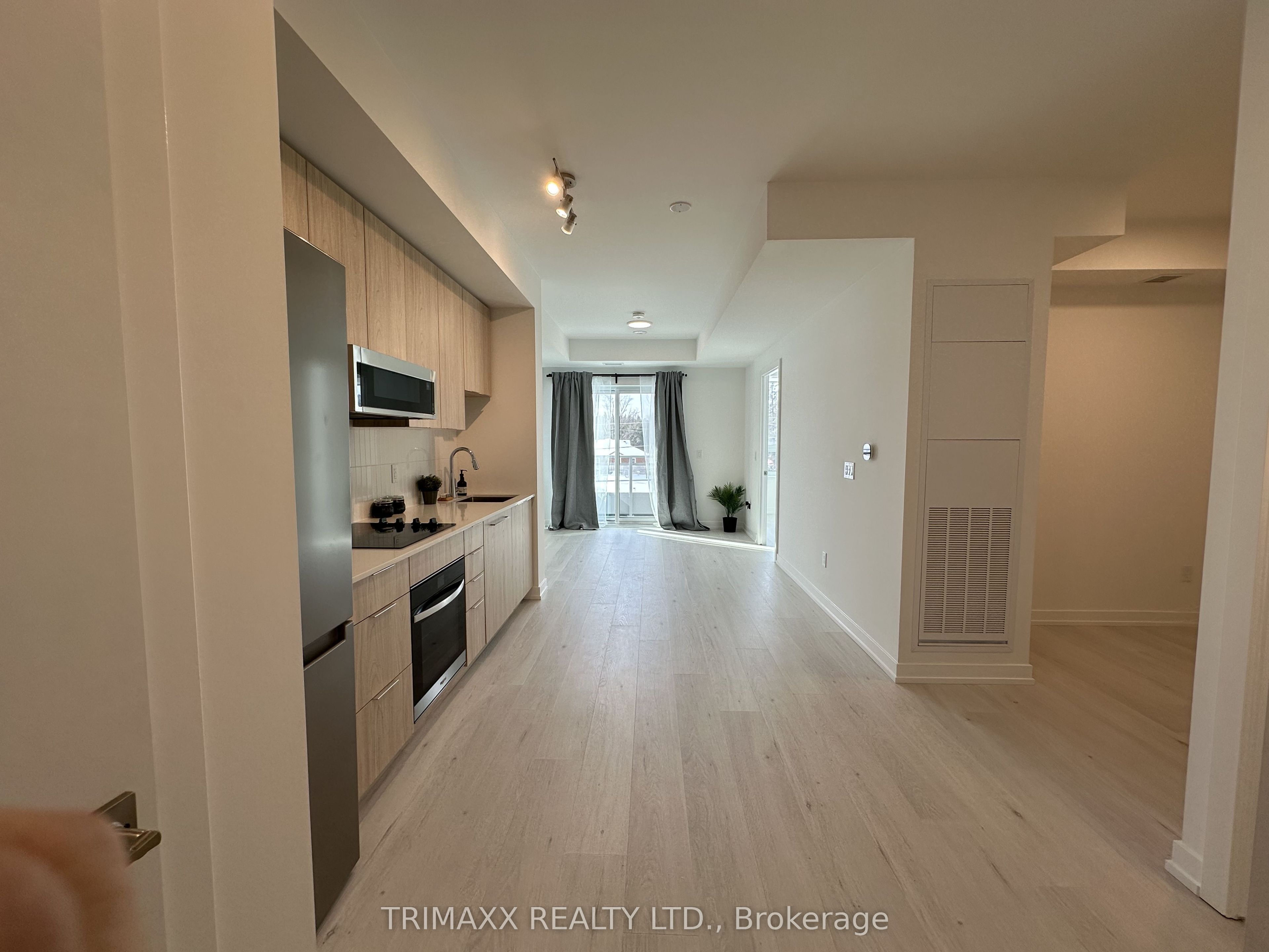 2501 Saw Whet Boulevard 226 Property Photo 2
