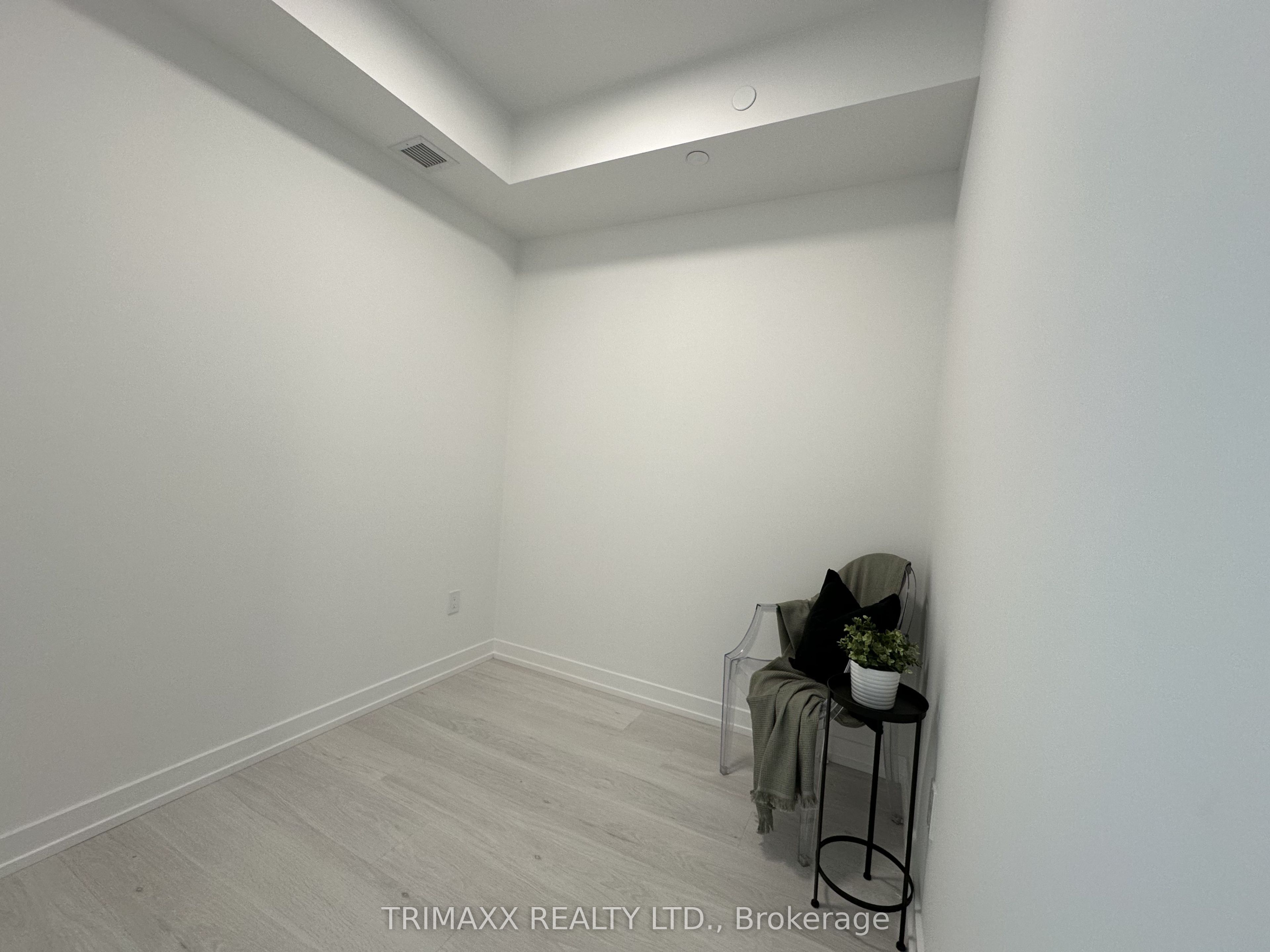 2501 Saw Whet Boulevard 226 Property Photo 13