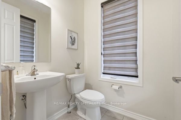 542 Remembrance Road Property Photo 6