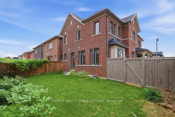 542 Remembrance Road Property Photo 34