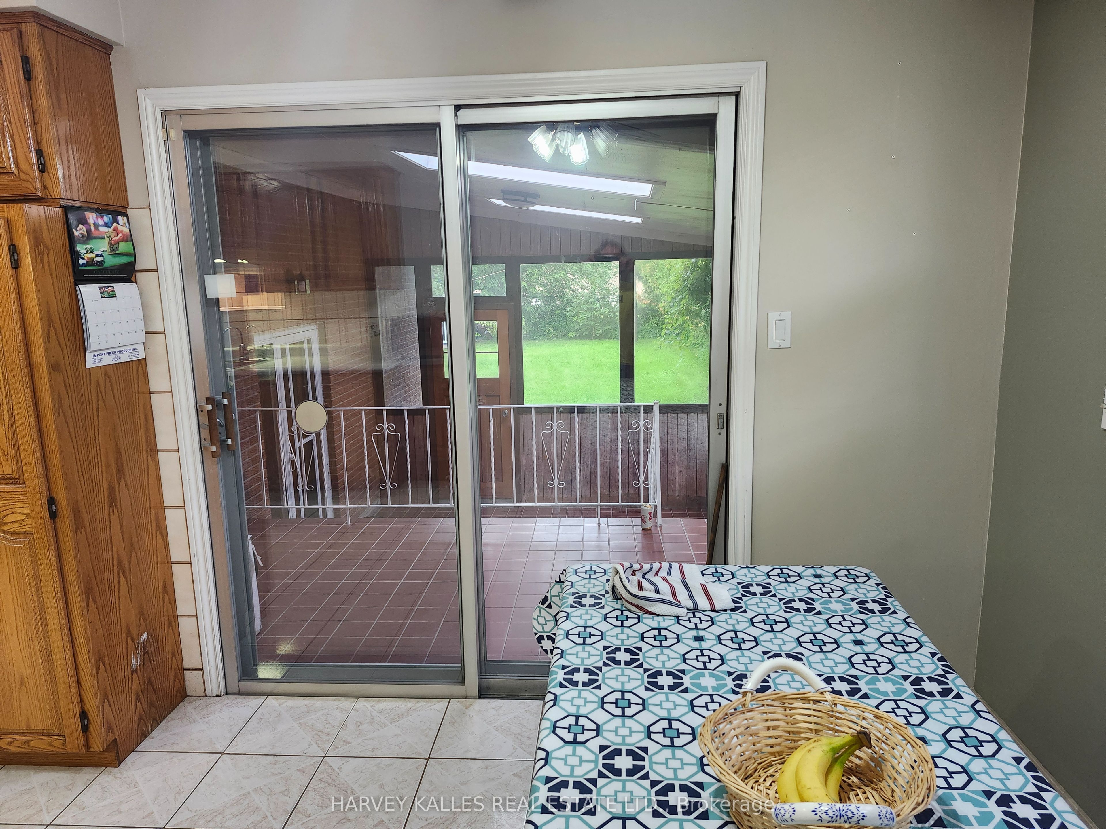 2379 Hensall Street Property Photo 13