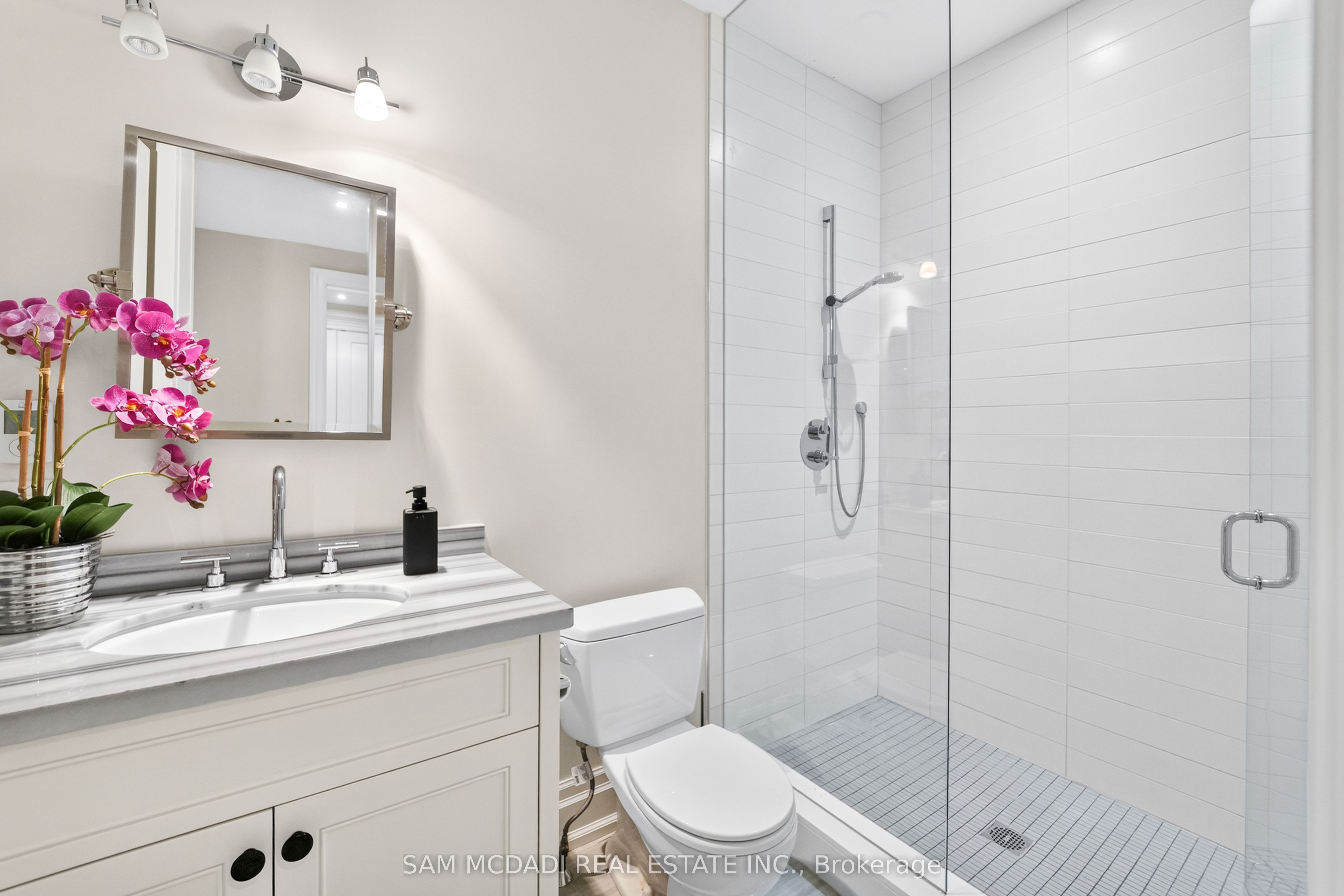 1578 Spring Road Property Photo 26