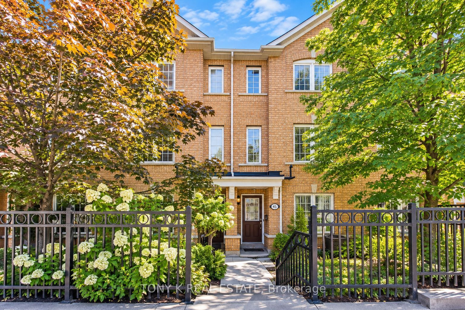 45 Weston Road